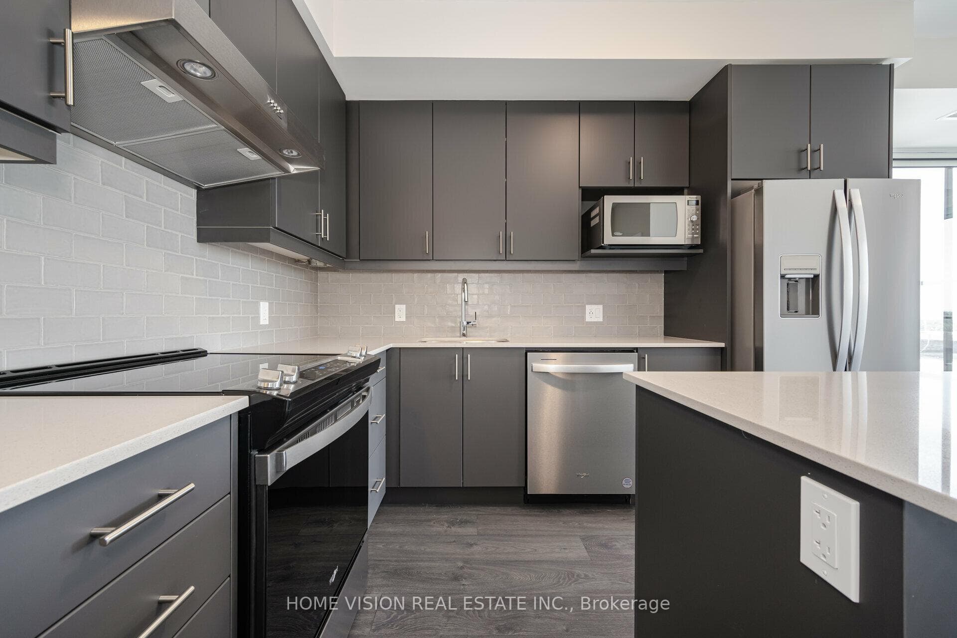3220 William Coltson Avenue Unit 905, Oakville