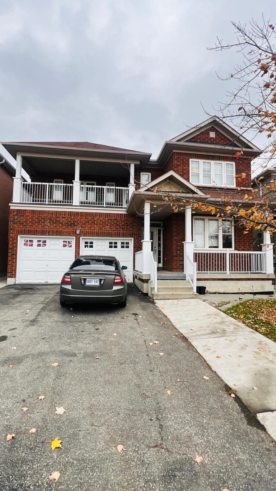 5 Pantomine Boulevard, Brampton, ON L6Y 5M2 - Photo 1