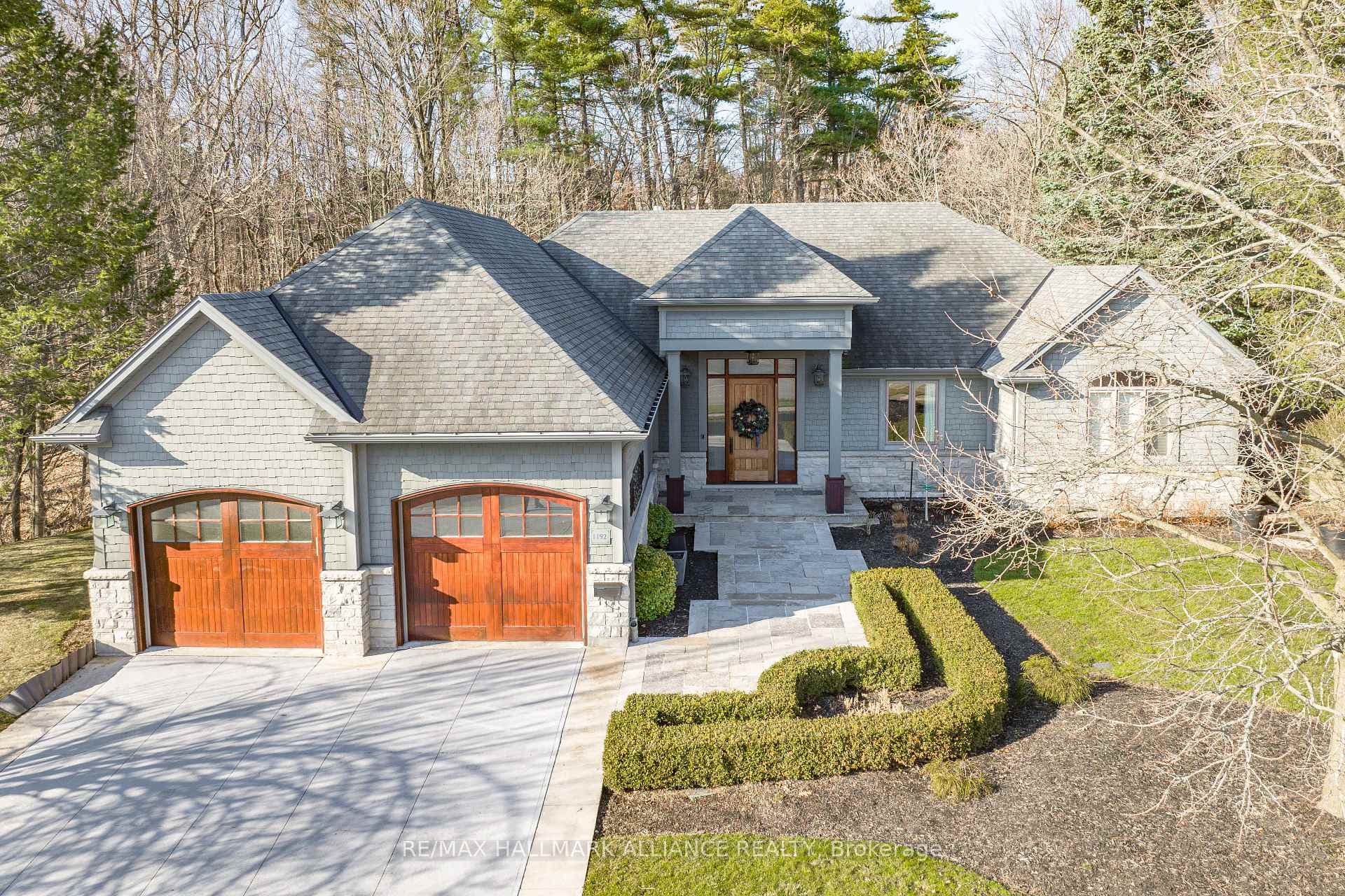 1192 Havendale Boulevard, Burlington, ON L7P 3E3 - Photo 1