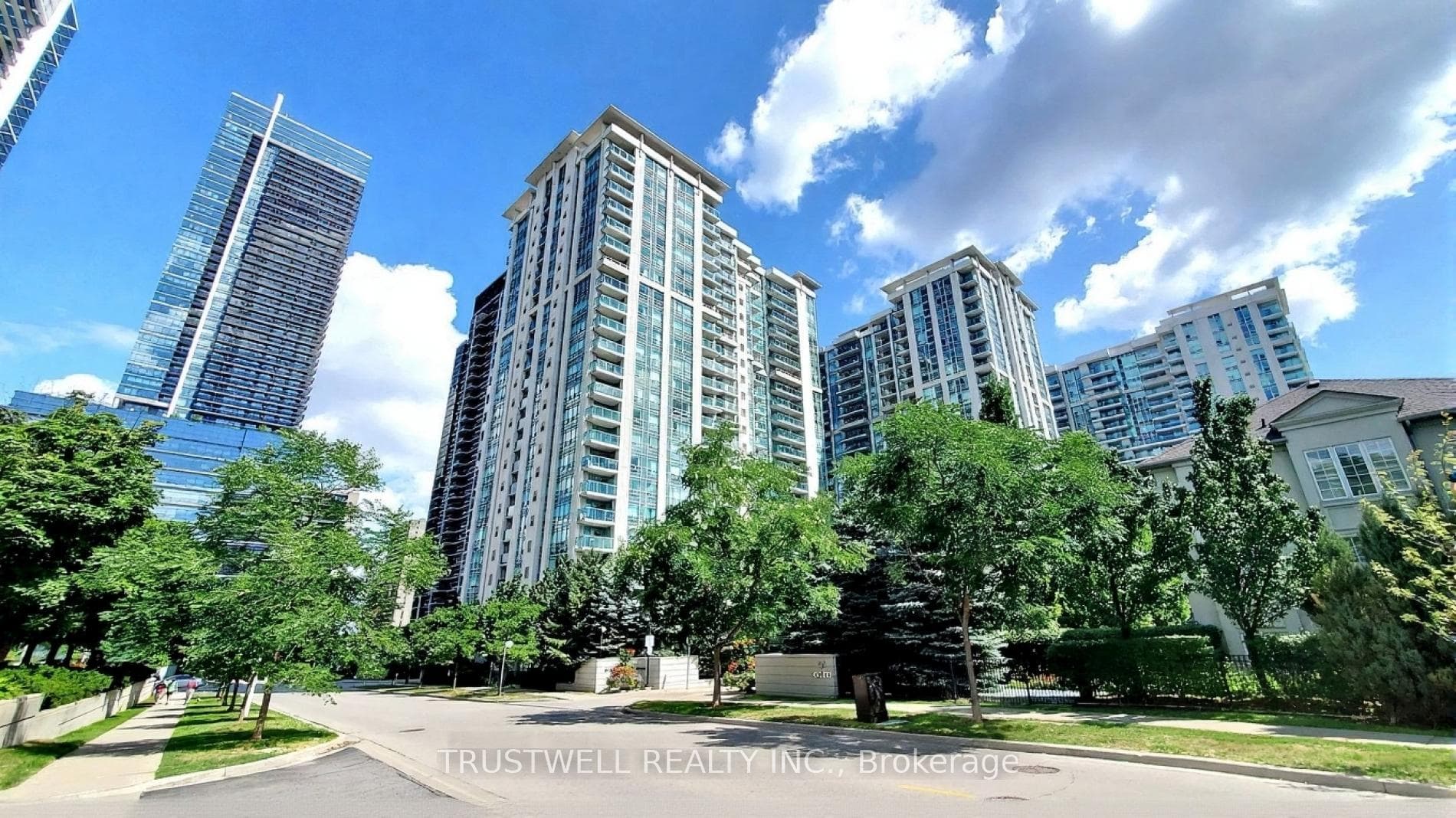 35 Bales Avenue Unit 512, Willowdale / Newtonbrook, ON M2N 7L7 - Photo 1
