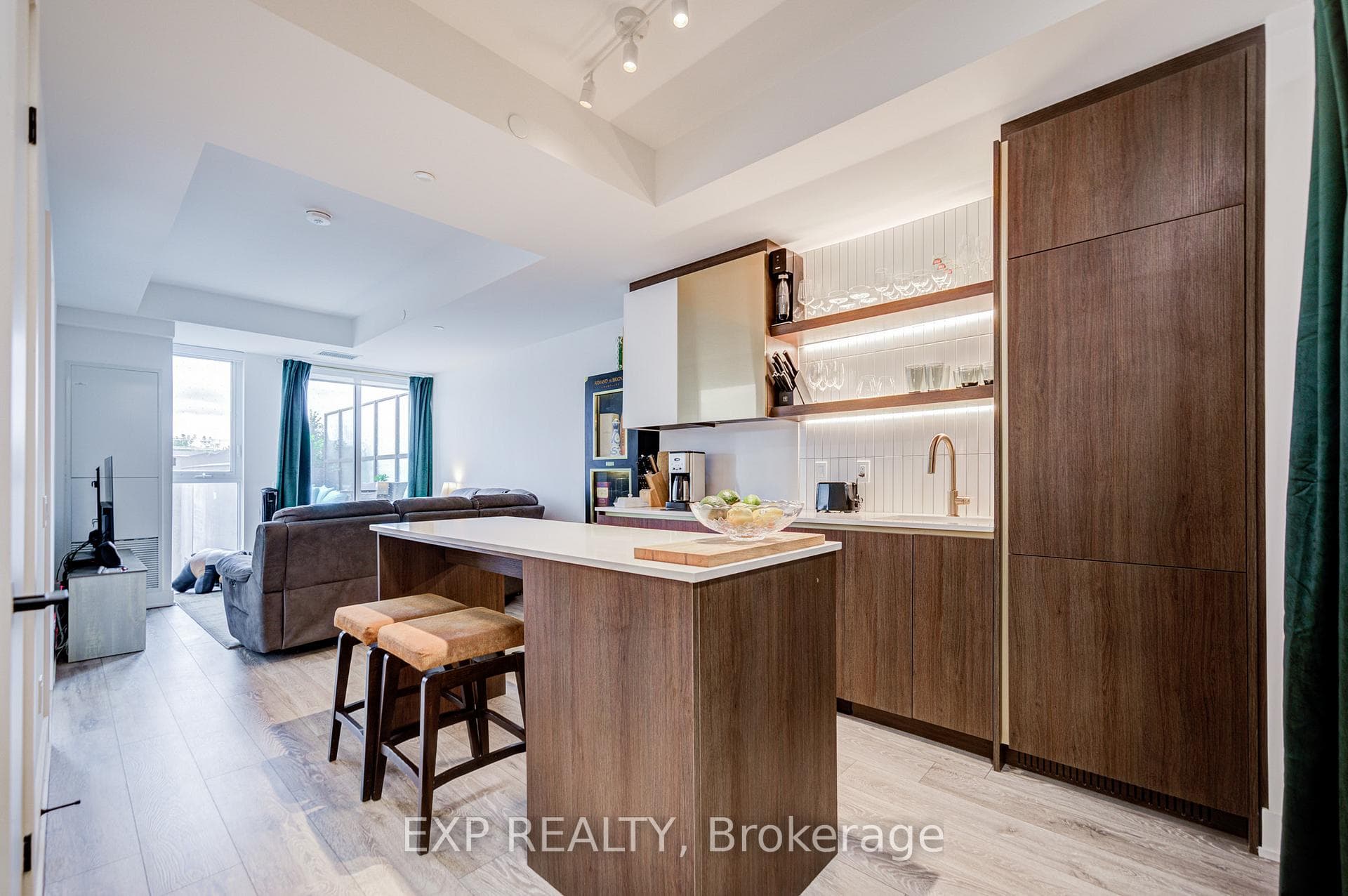 1285 Queen Street Unit 211, Riverdale / Leslieville, ON M4L 1C2 - Photo 1