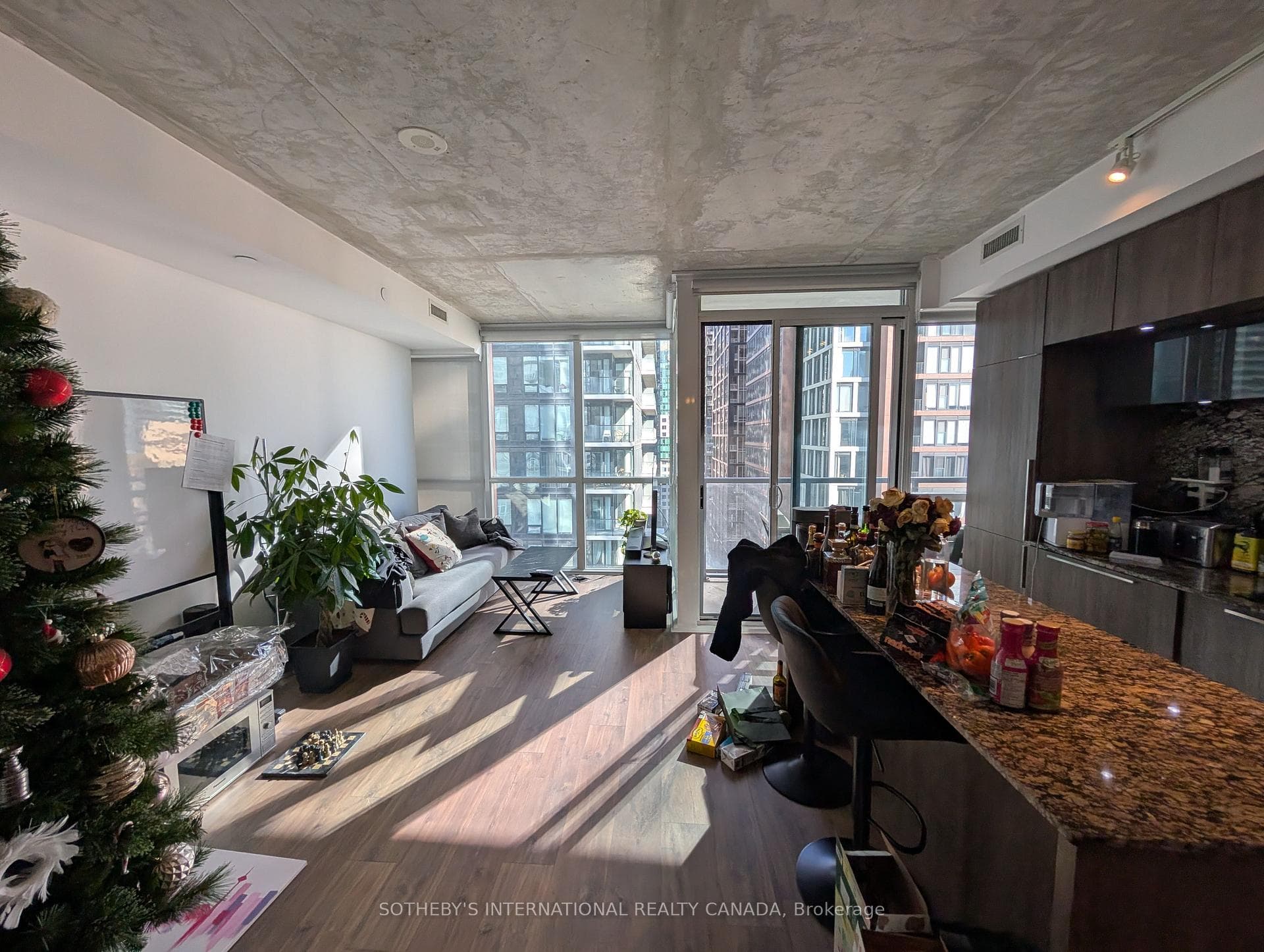 88 Blue Jays Way Unit 2003, Downtown Toronto / Waterfront, ON M5V 0L7 - Photo 1