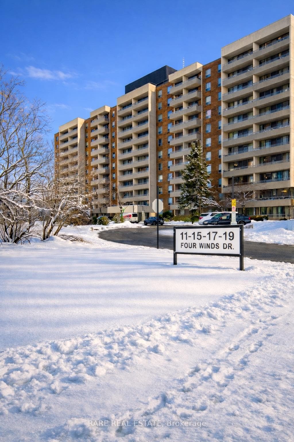 19 Four Winds Drive Unit Unit #104, Downsview / Black Creek, ON M3J 2S9 - Photo 1