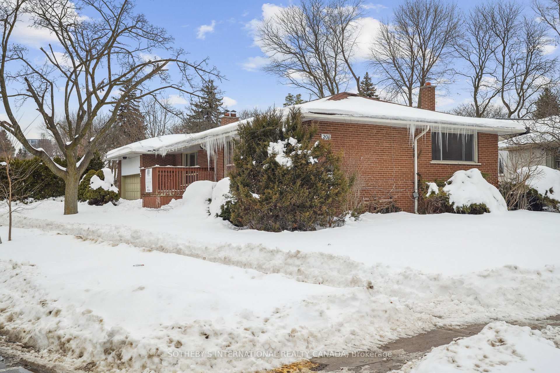 201 Fenn Avenue, Bridle Path / York Mills / Hoggs Hollow, ON M2P 1Y1 - Photo 1