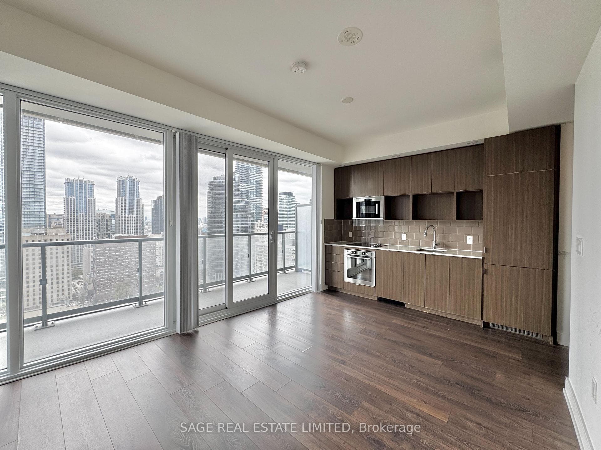 89 McGill Street Unit 2701, Regent Park / Cabbagetown / St. James Town, ON M5B 0B1 - Photo 1