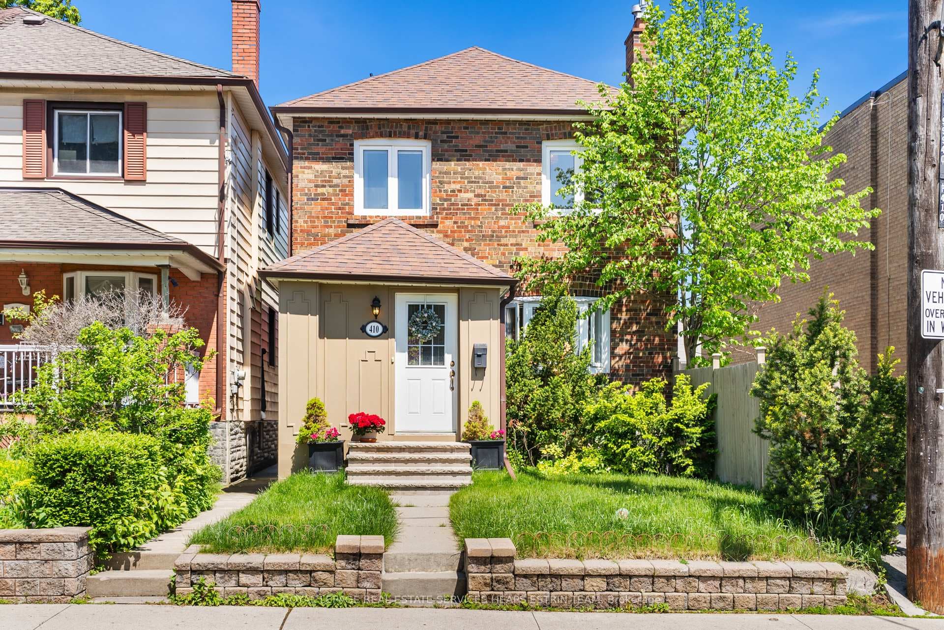 410 Belsize Drive, Leaside / Davisville, ON M4S 1N5 - Photo 1