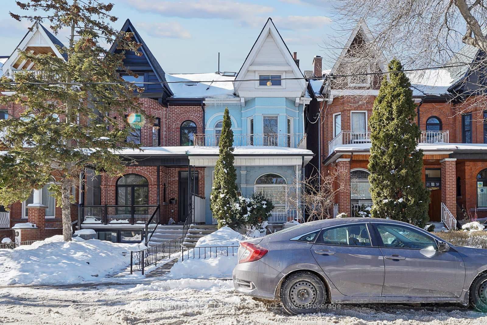 124 Crawford Street Unit Bsmt & Main, Toronto C01