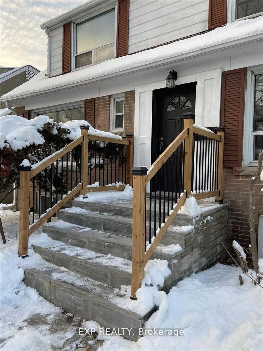 204 York Mills Road, Bridle Path / York Mills / Hoggs Hollow, ON M2L 1K9 - Photo 1