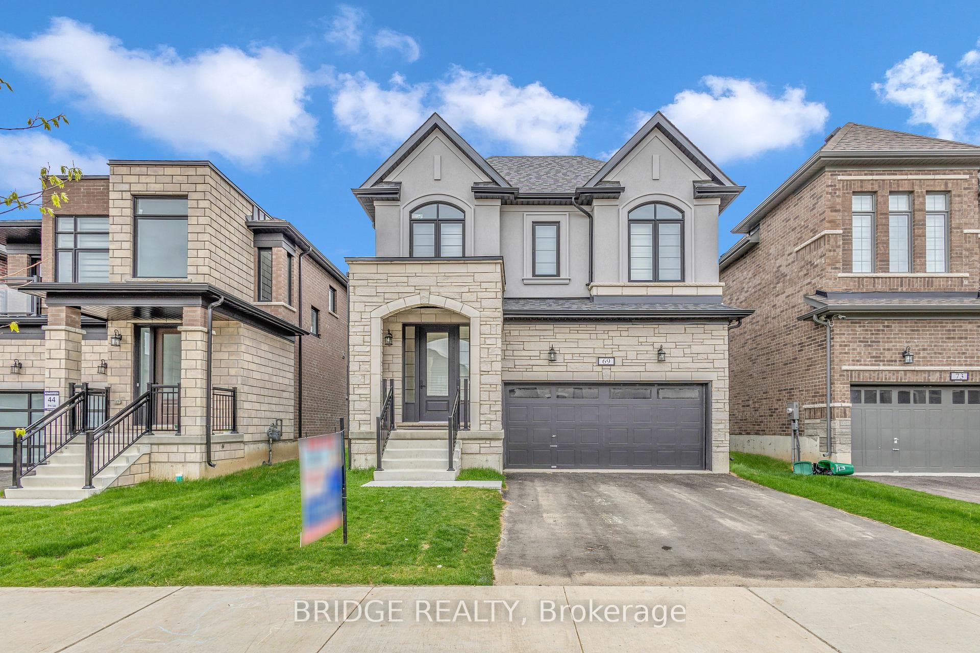 69 Mackay Drive, Woodstock