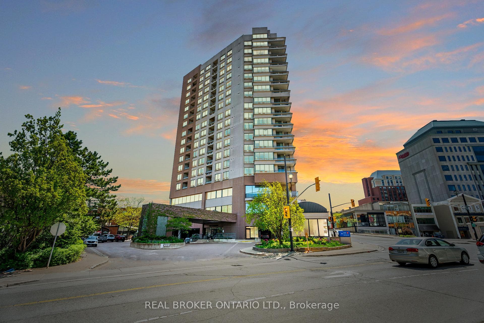 1 Belvedere Court Unit 405, Brampton, ON L6V 4M6 - Photo 1