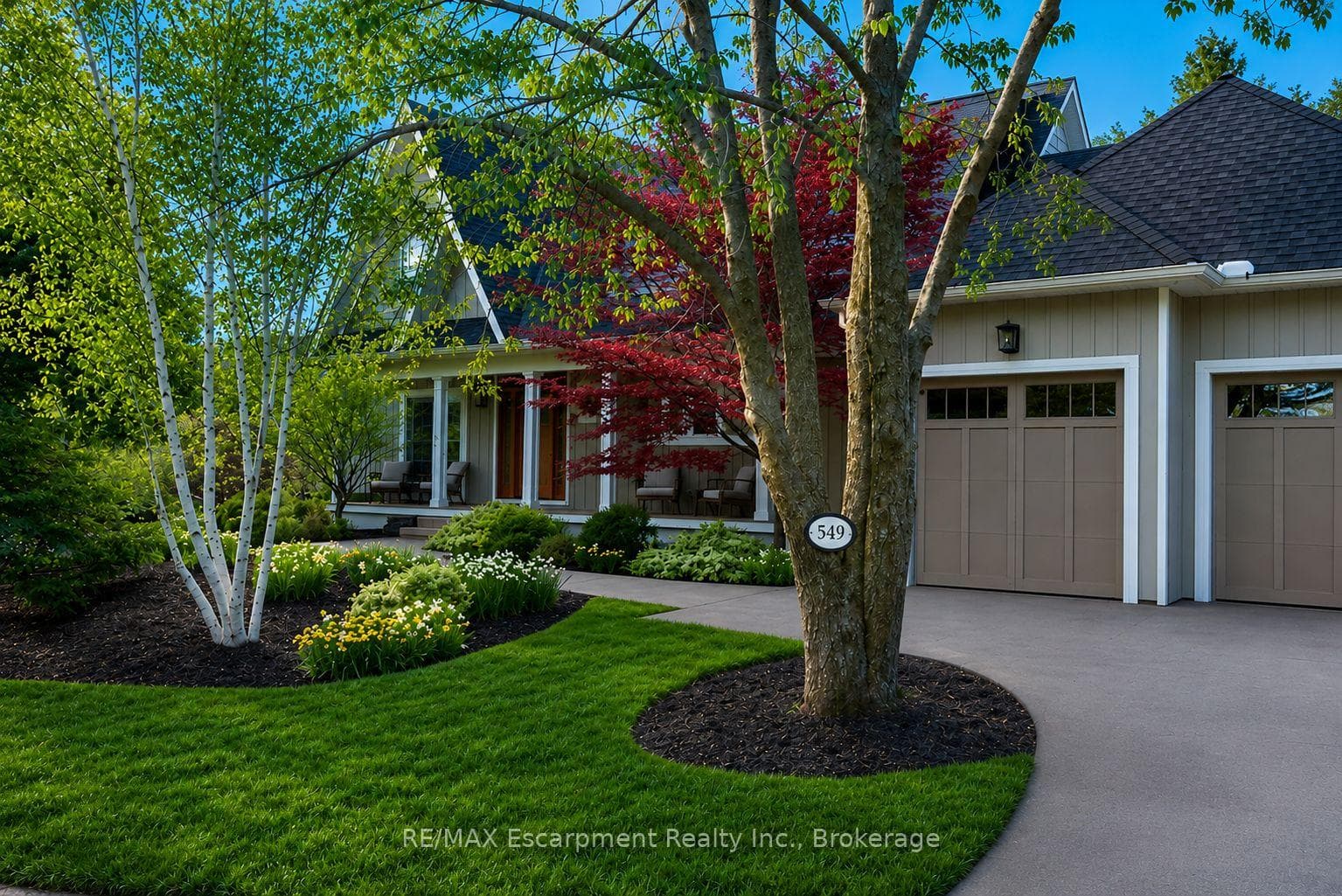549 Jeanette Drive, Oakville