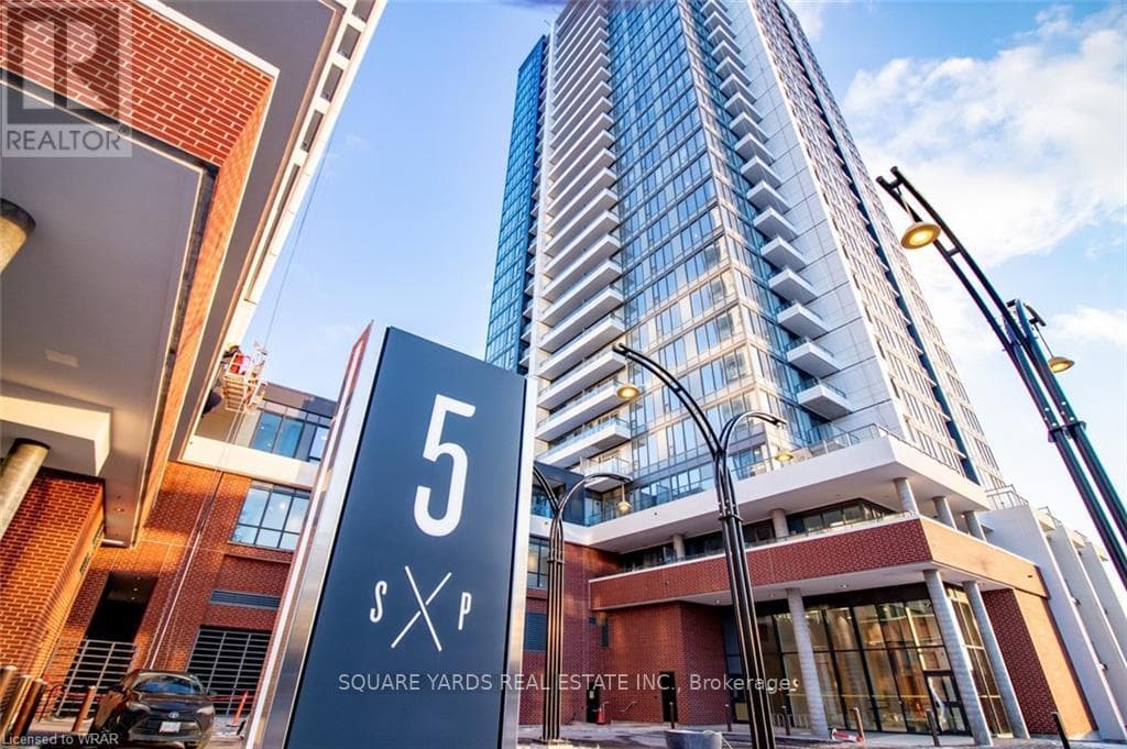 15 Wellington Street Unit 1612, Waterloo