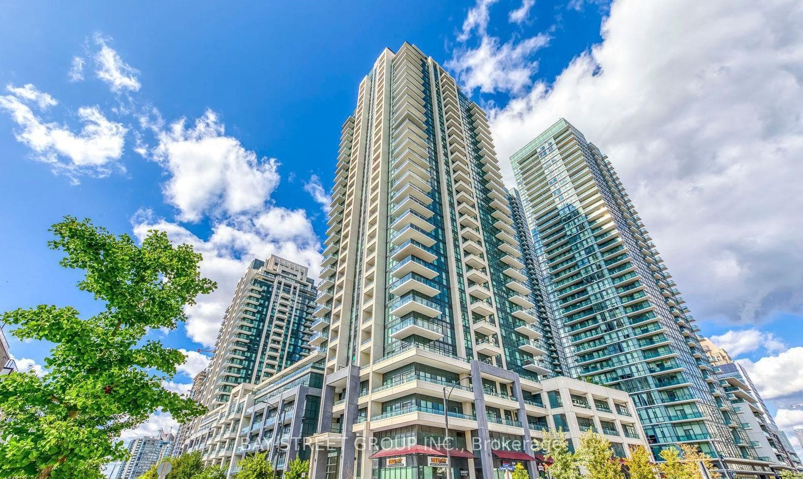 4055 Parkside Village Drive Unit Lph 5, Mississauga, ON L5B 0K8 - Photo 1