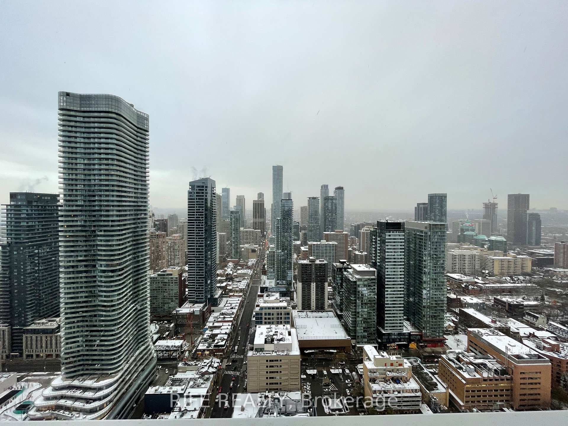 501 Yonge Street Unit 4504, Toronto C01