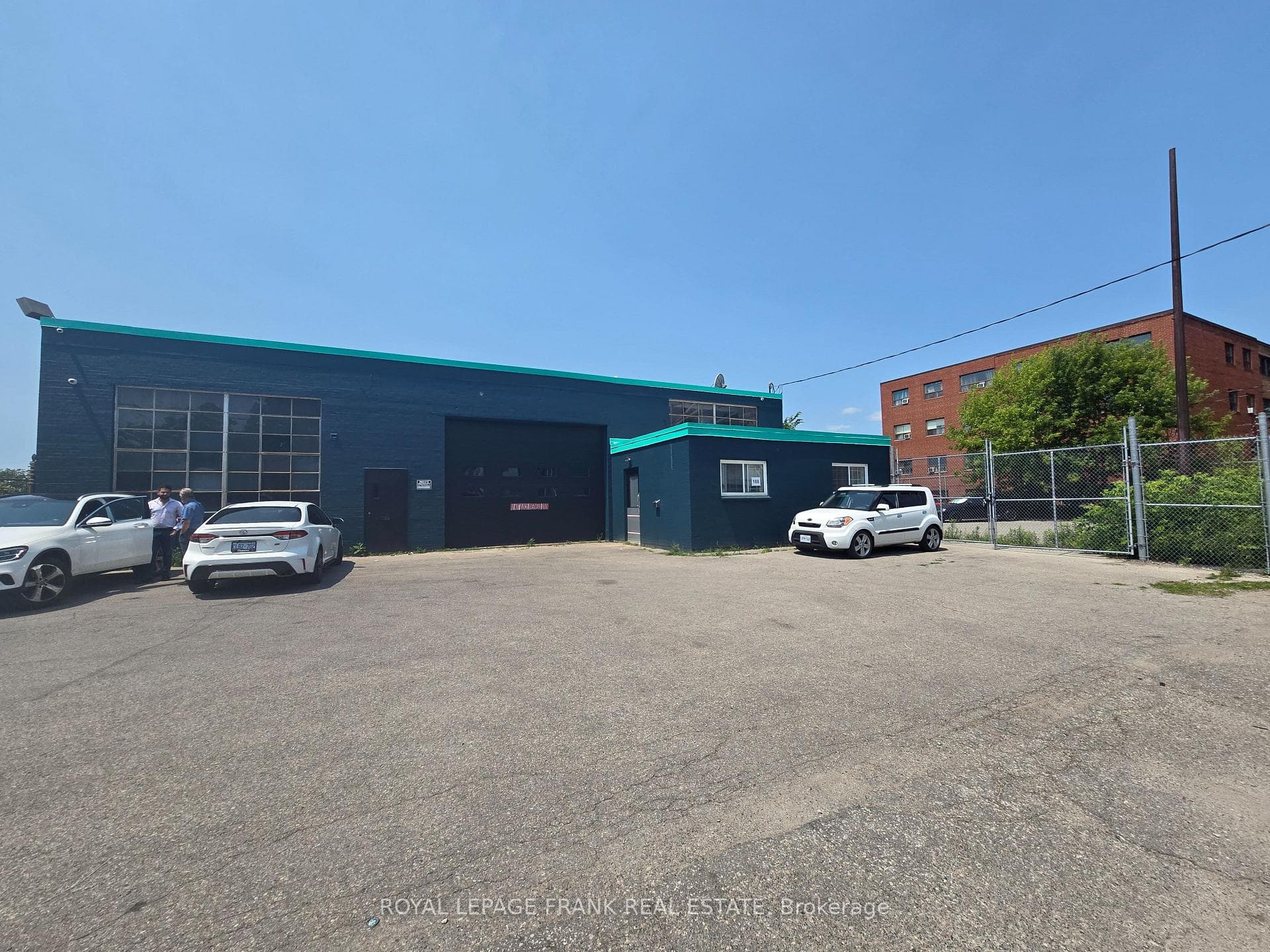 182&188 Park Road, Oshawa, ON L1J 4H2 - Photo 1