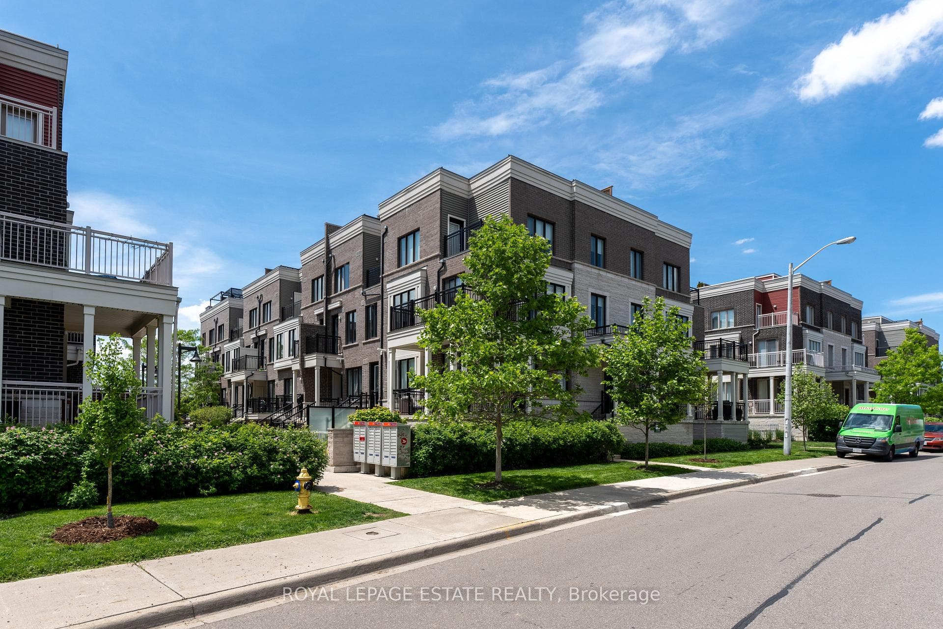 130 Long Branch Avenue Unit 19, Toronto W06
