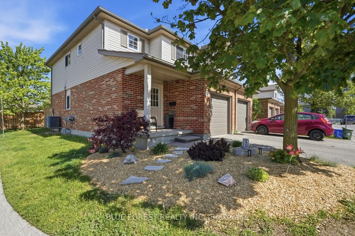 1199 Reardon Boulevard Unit 17, London South, ON N6M 1H7 - Photo 1