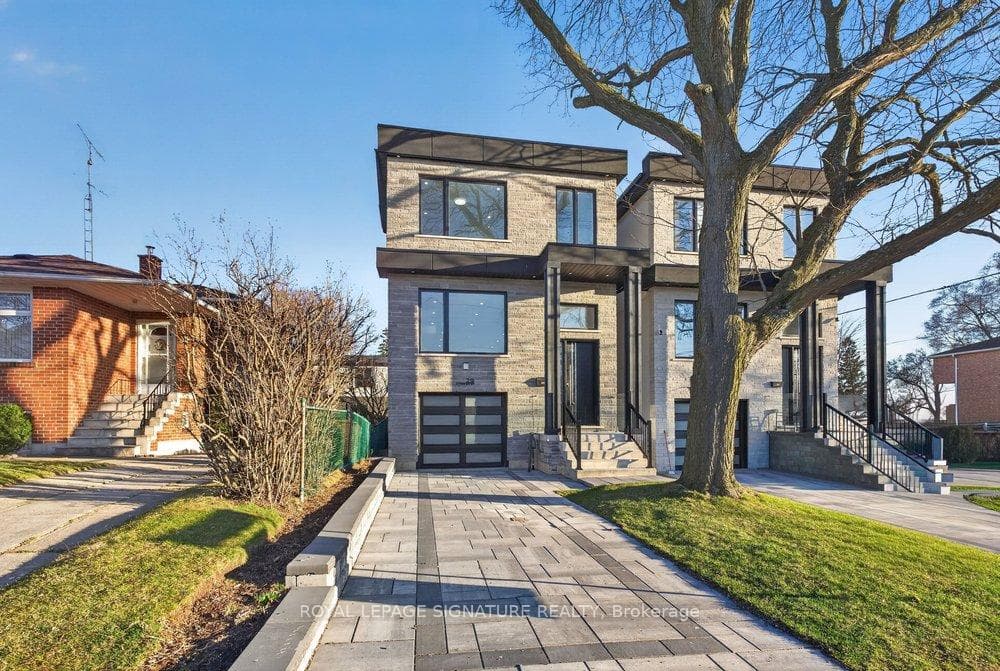 29 Butterworth Avenue, Birch Cliff / Cliffside