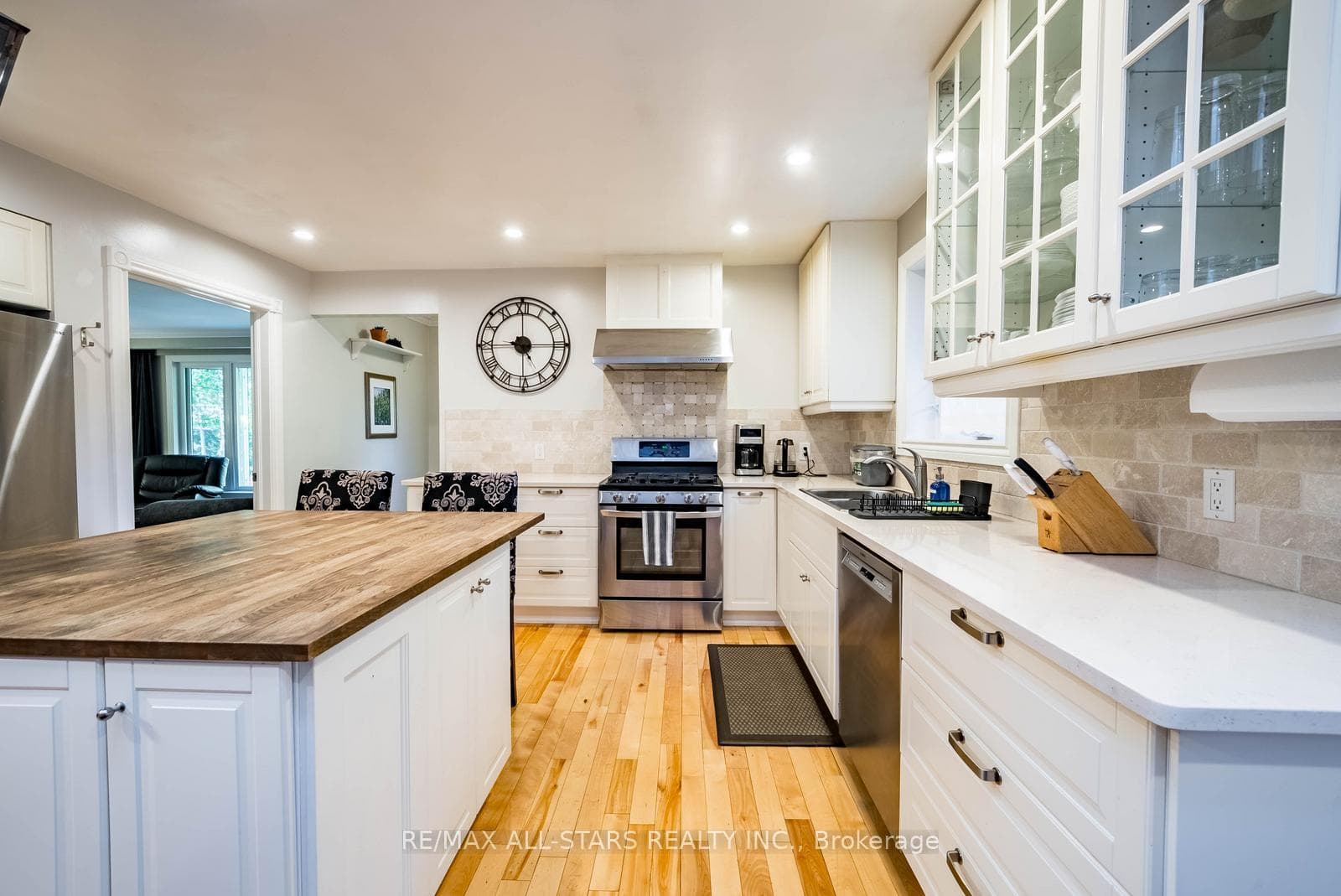55 Larwood Boulevard, Scarborough Town Centre, ON M1M 2M6 - Photo 1
