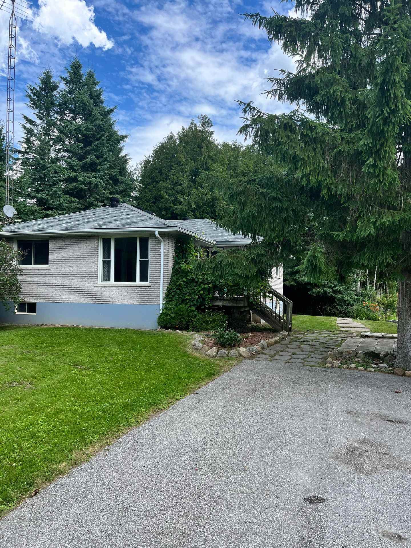3329 Orchard Avenue, Innisfil