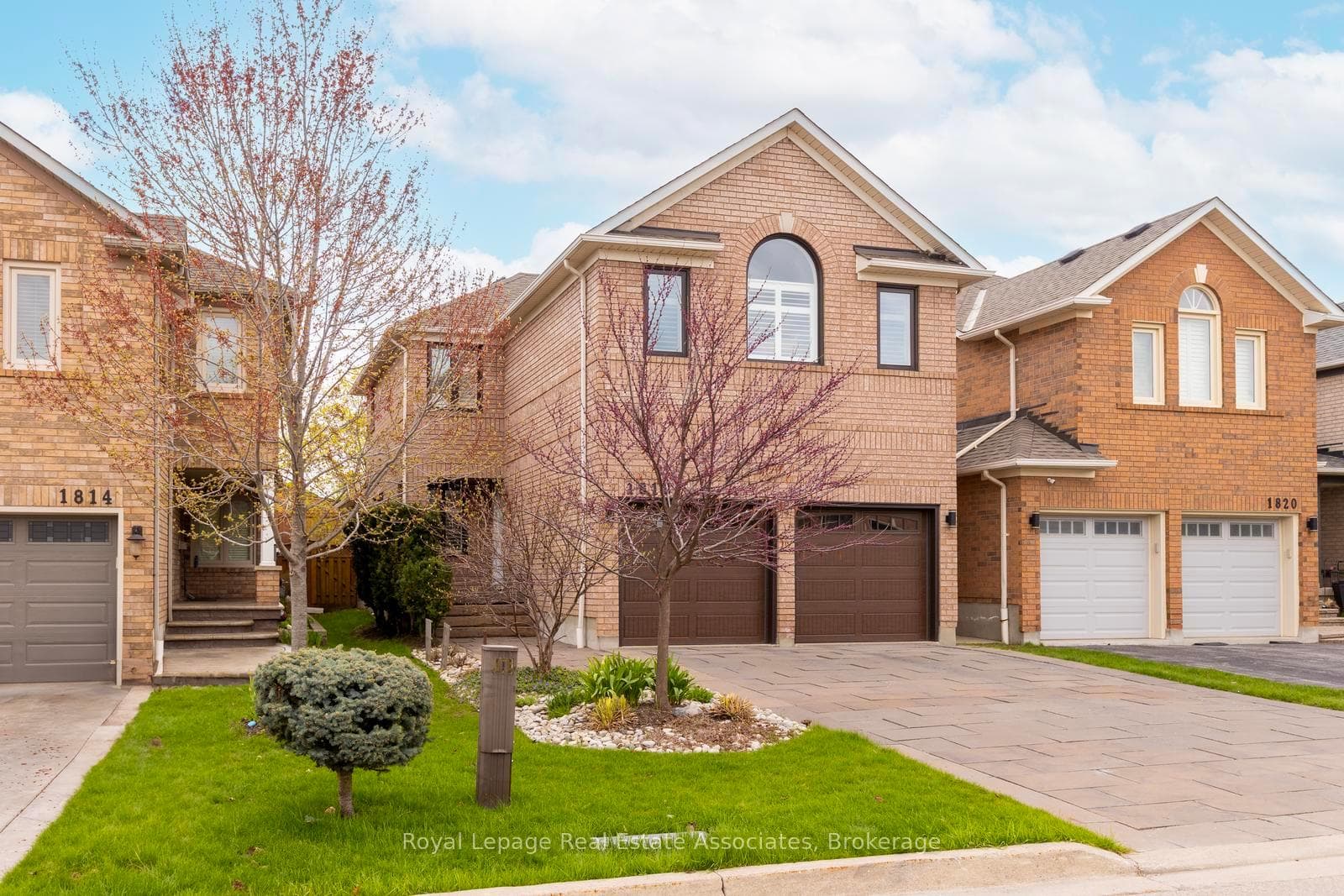 1818 Bridlington Court, Mississauga, ON L5N 7L1 - Photo 1