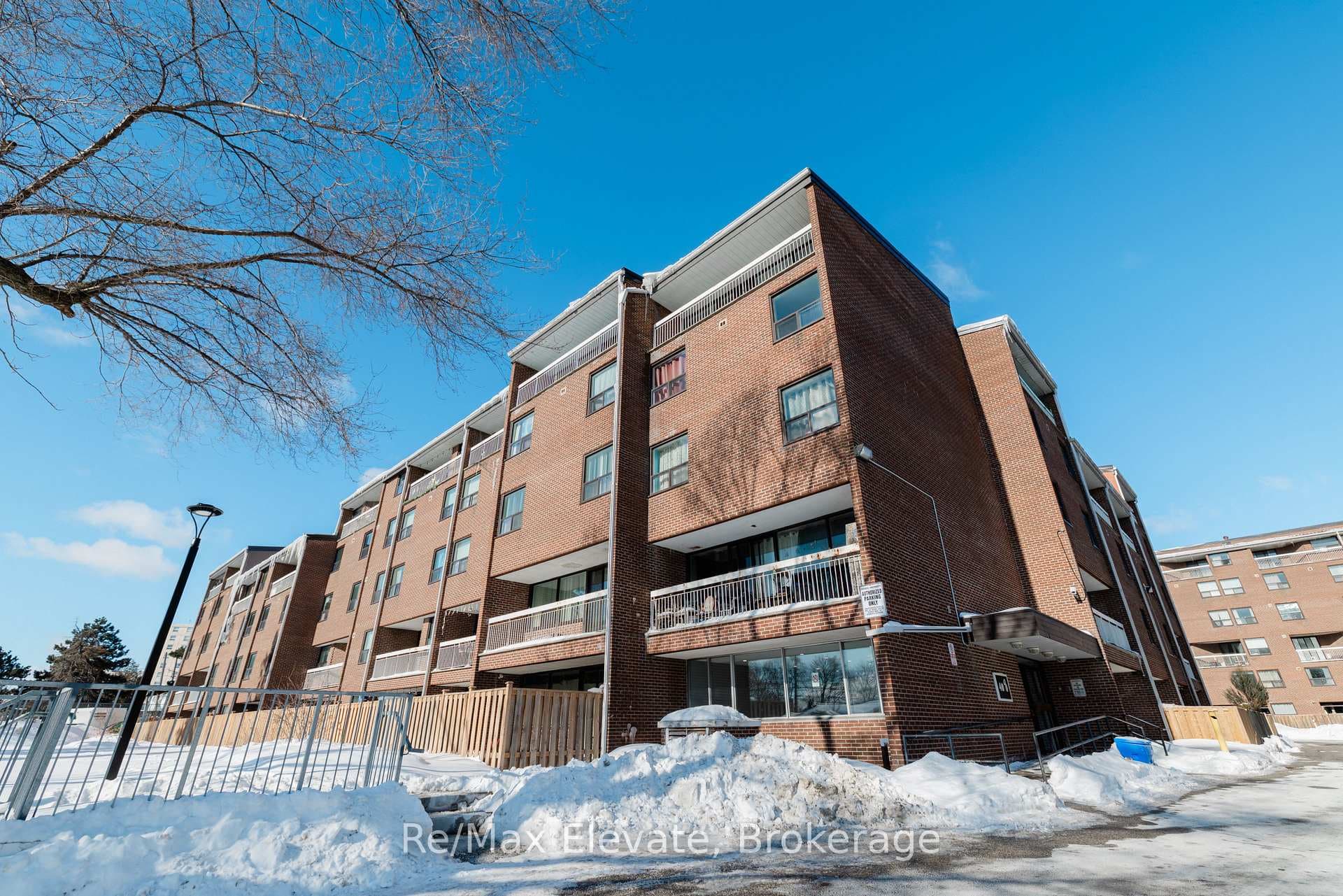 4060 Lawrence Avenue Unit 204, Rouge / Port Union / Malvern, ON M1E 4V4 - Photo 1