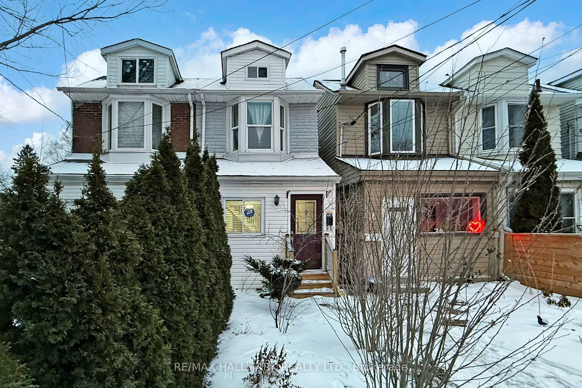 4 King Edward Avenue, Danforth / East York, ON M4C 5J6 - Photo 1