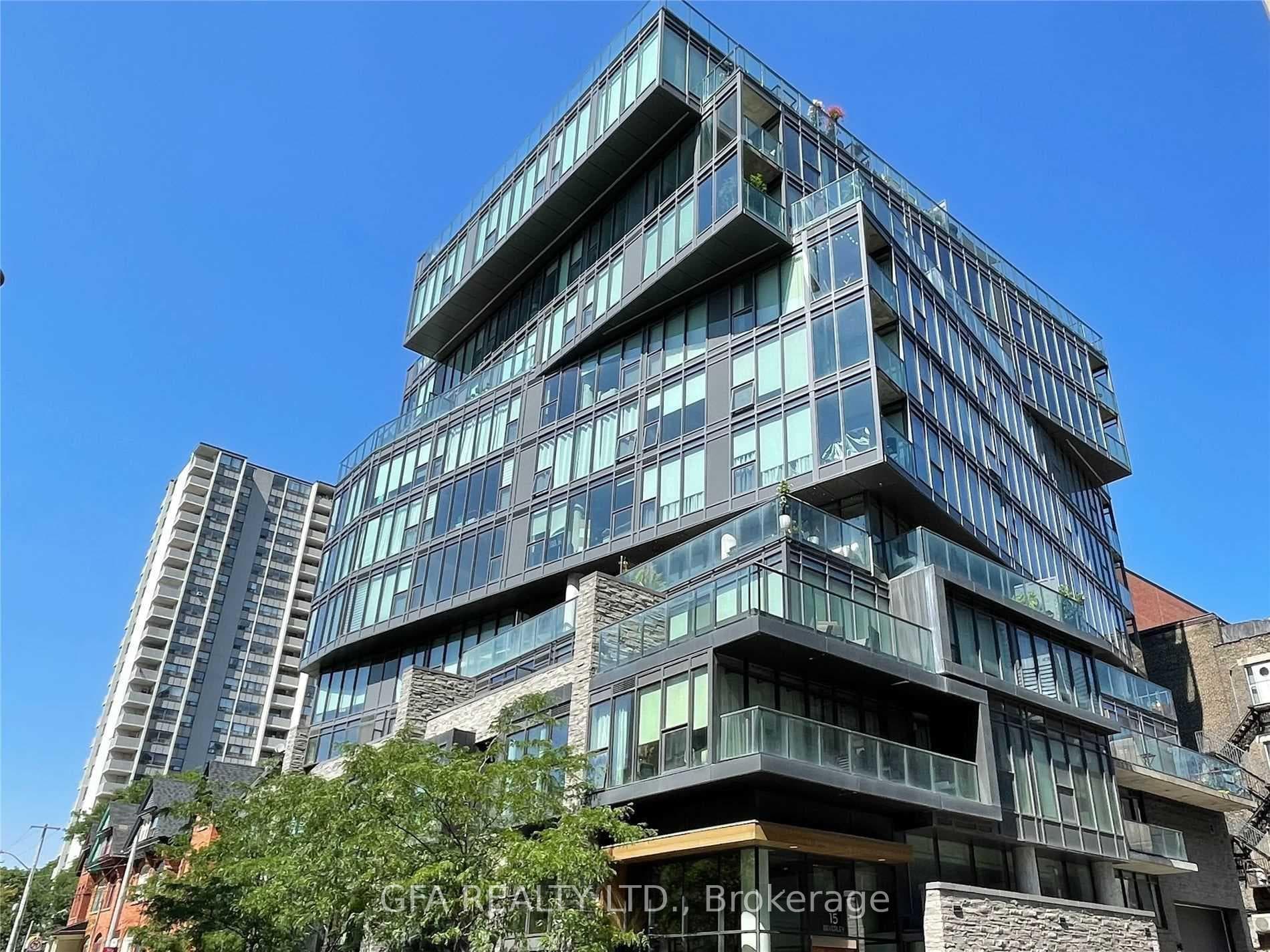 15 Beverley Street Unit 810, Toronto C01