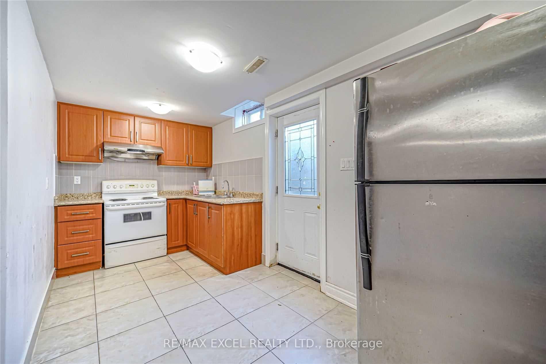 47 Whiteleaf Crescent Unit Bsmt, Agincourt / Milliken, ON M1V 3G1 - Photo 1