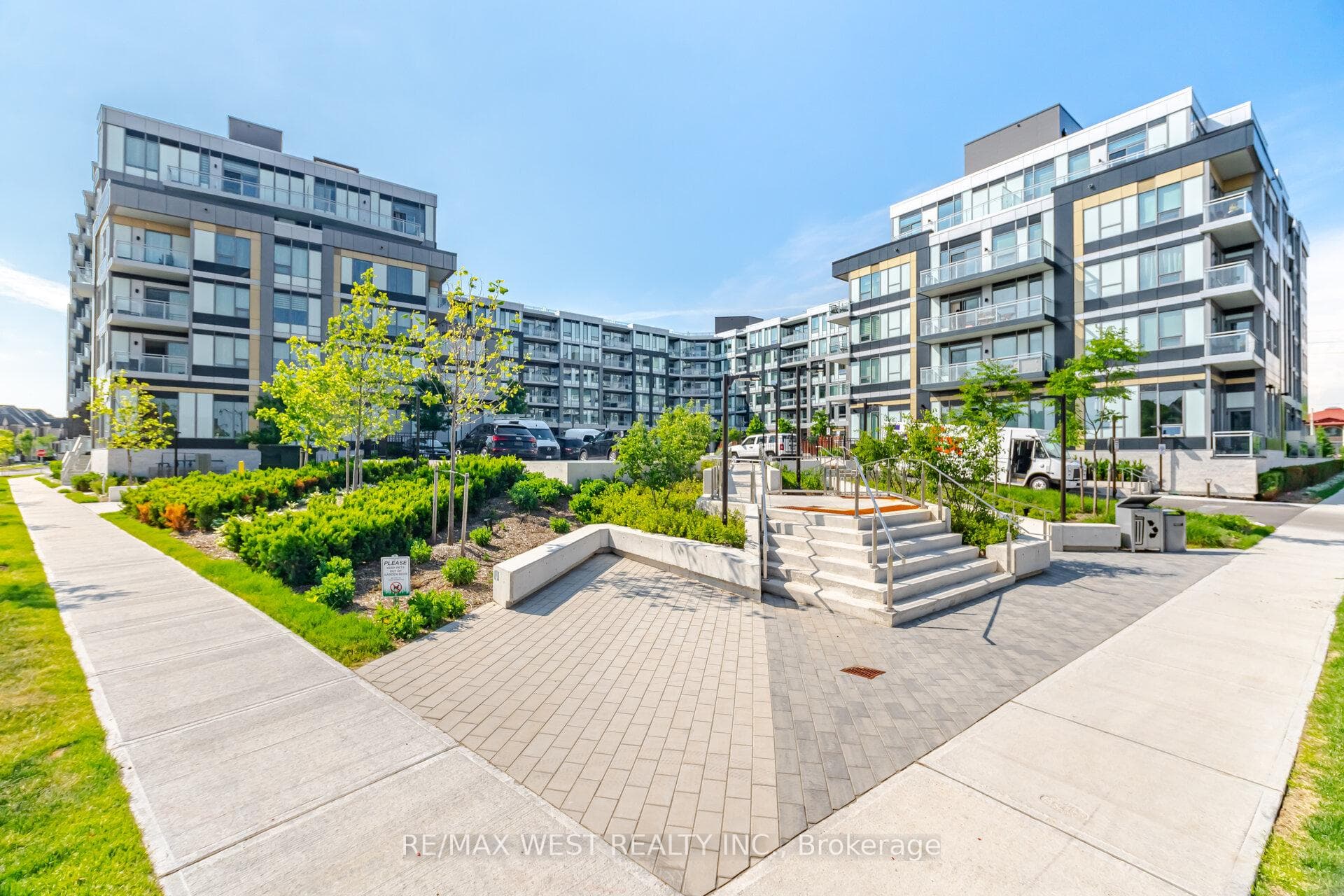 2501 Saw Whet Boulevard Unit 224, Oakville, ON L6M 5N2 - Photo 1