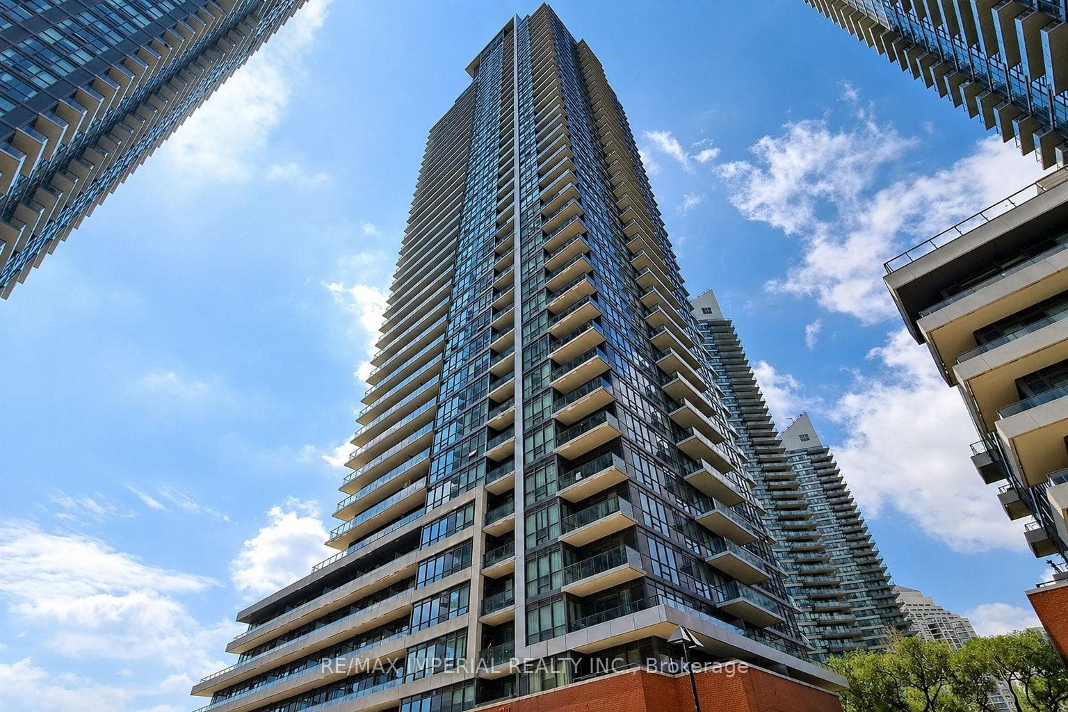 2212 Lake Shore Boulevard Unit 1201, Liberty Village / Parkdale / South Parkdale, ON M8V 0C2 - Photo 1