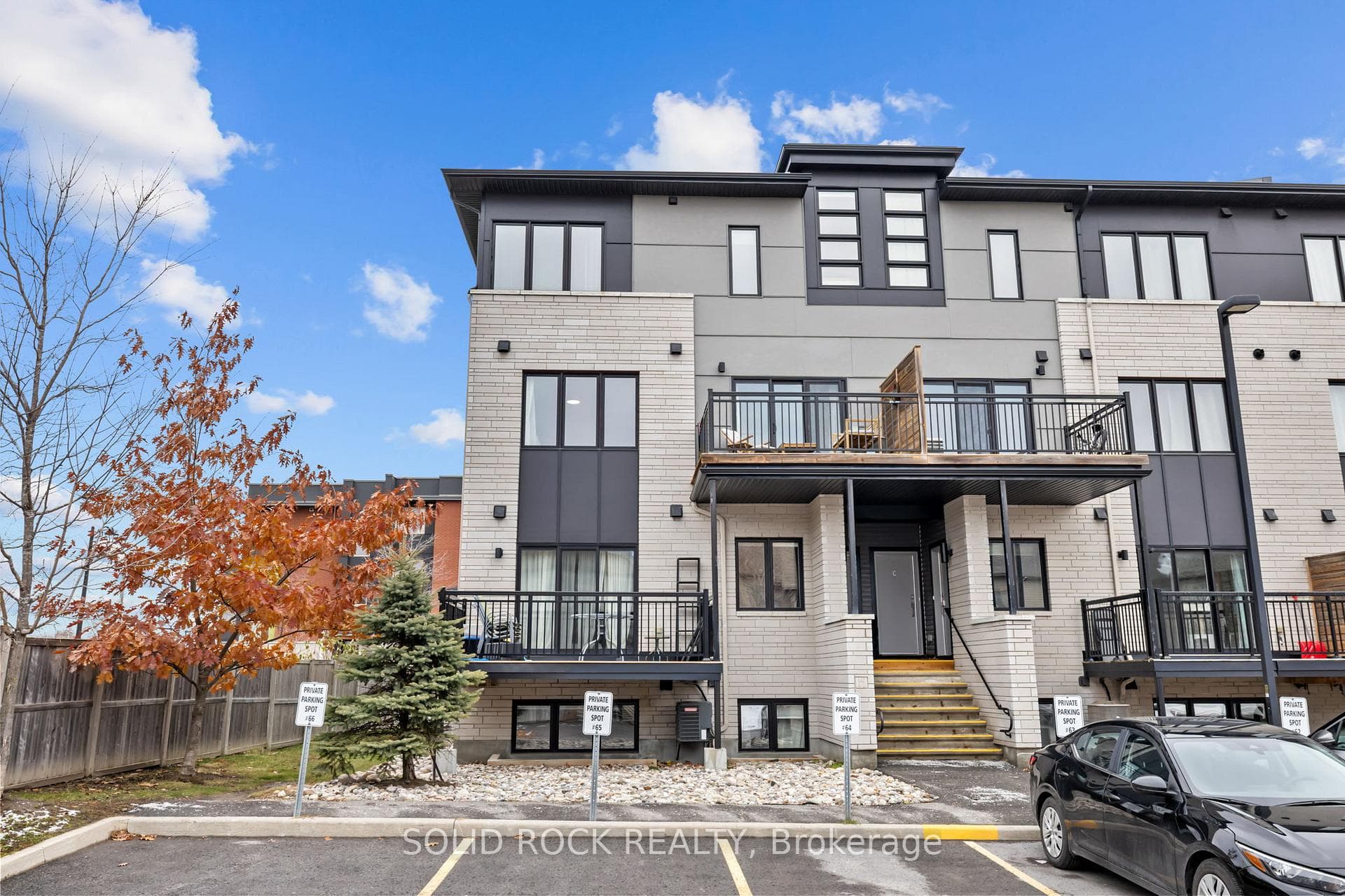 442 Via Verona Avenue Unit B, Barrhaven