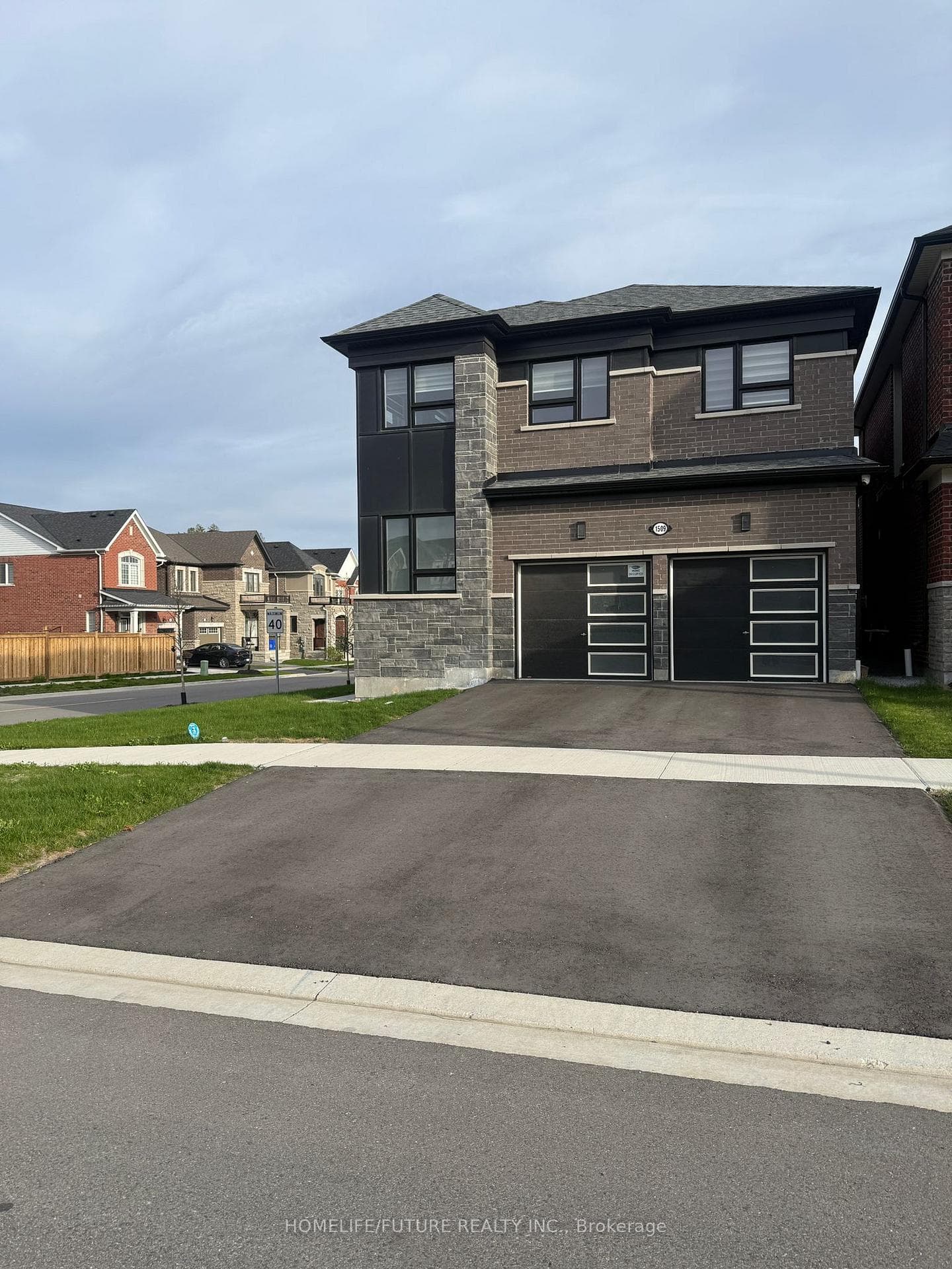 1509 Honey Locust Place, Pickering, ON L1X 0N9 - Photo 1