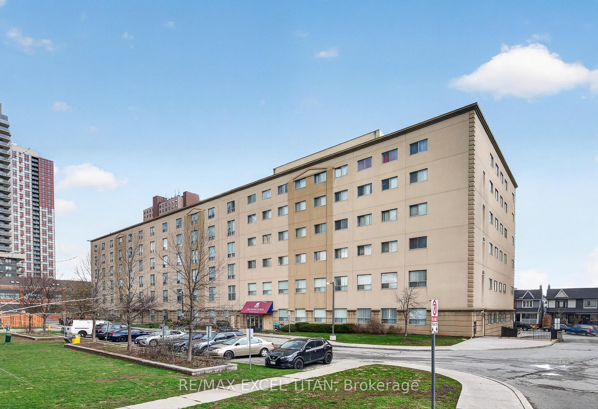 1401 Dupont Street Unit 404, Bloor West Village / Swansea, ON M6H 2B1 - Photo 1