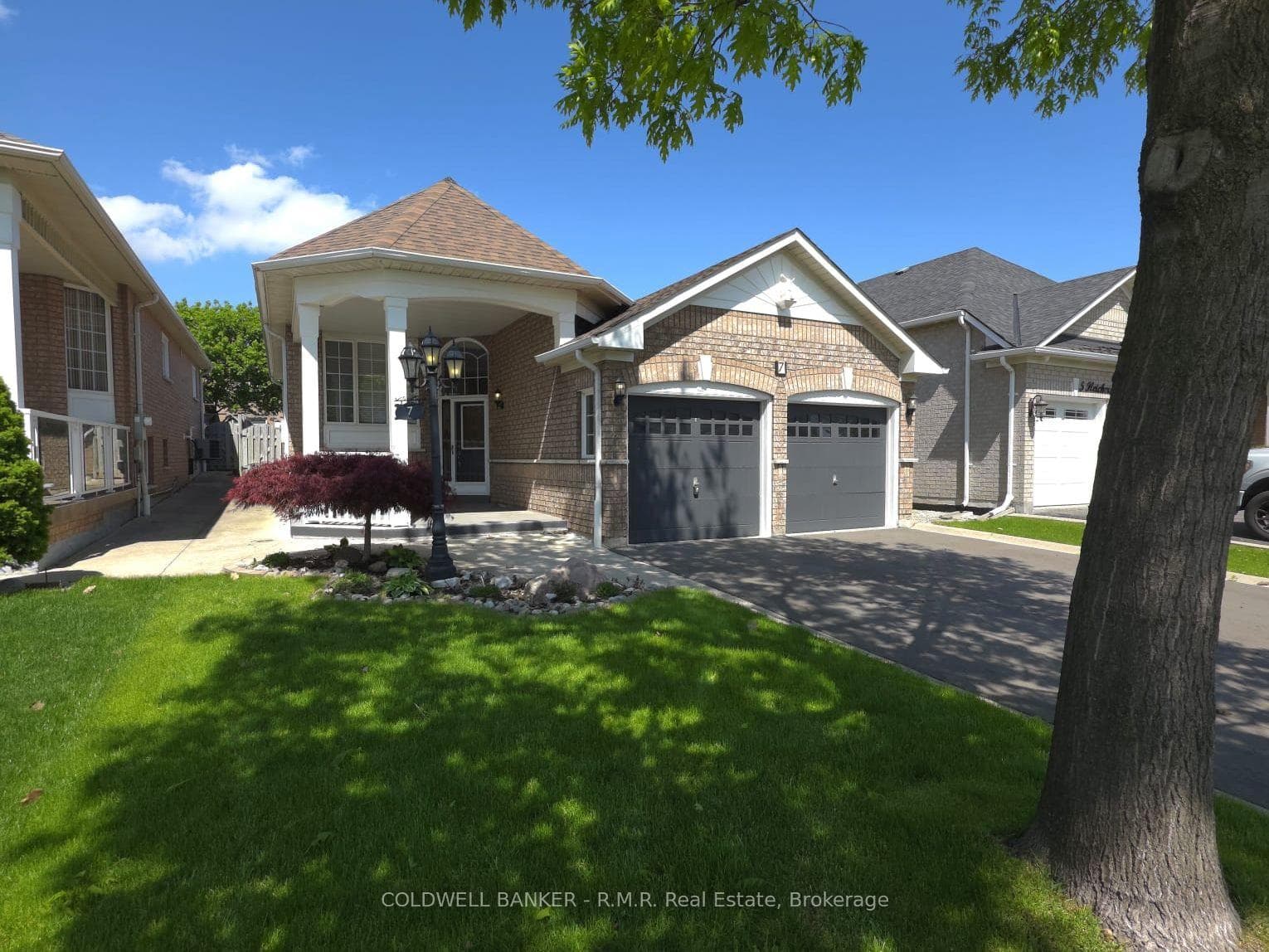 7 Fletchers Creek Boulevard, Brampton, ON L6X 4R7 - Photo 1