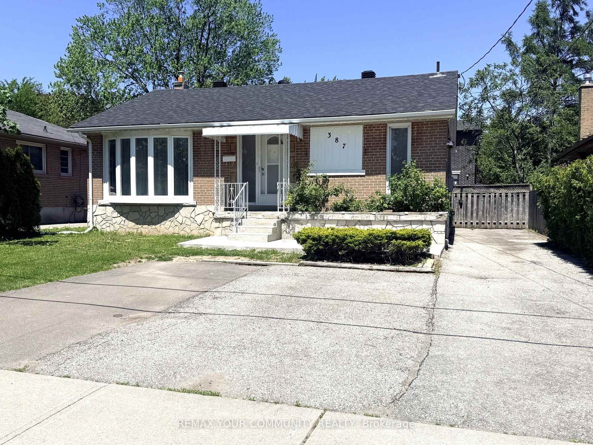 387 Paliser Crescent Unit Main, Richmond Hill, ON L4C 1R5 - Photo 1