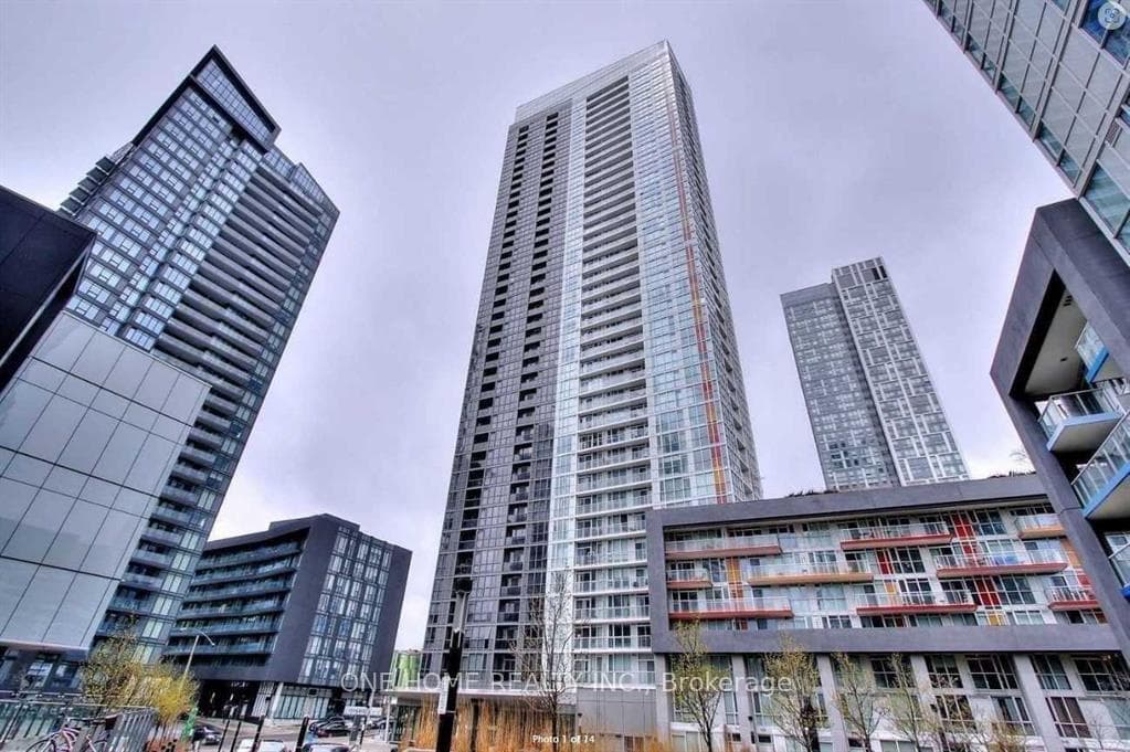 75 Queens Wharf Road Unit 4703, Toronto C01