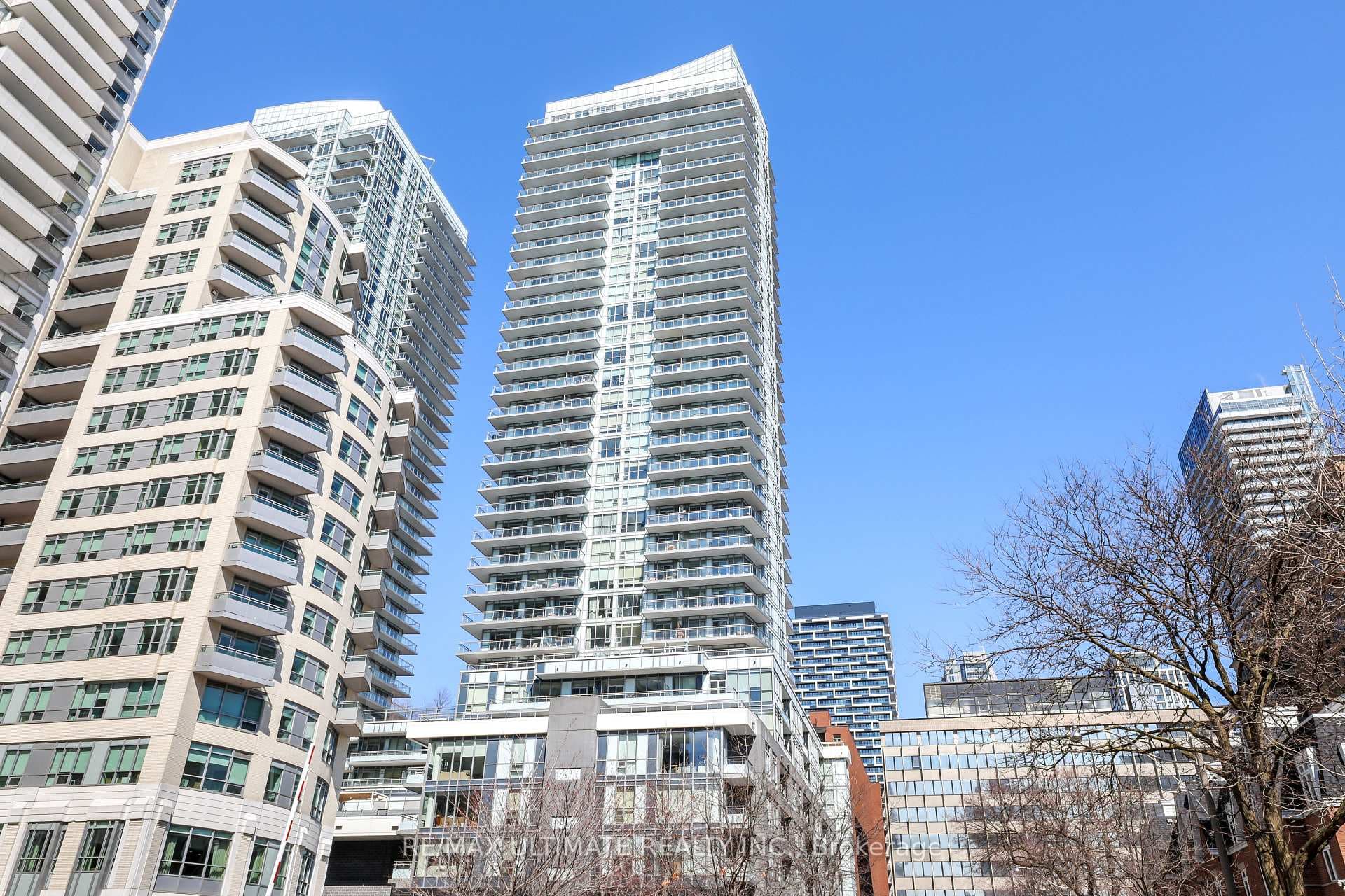 98 Lillian Street Unit 1812, Leaside / Davisville, ON M4S 0A5 - Photo 1