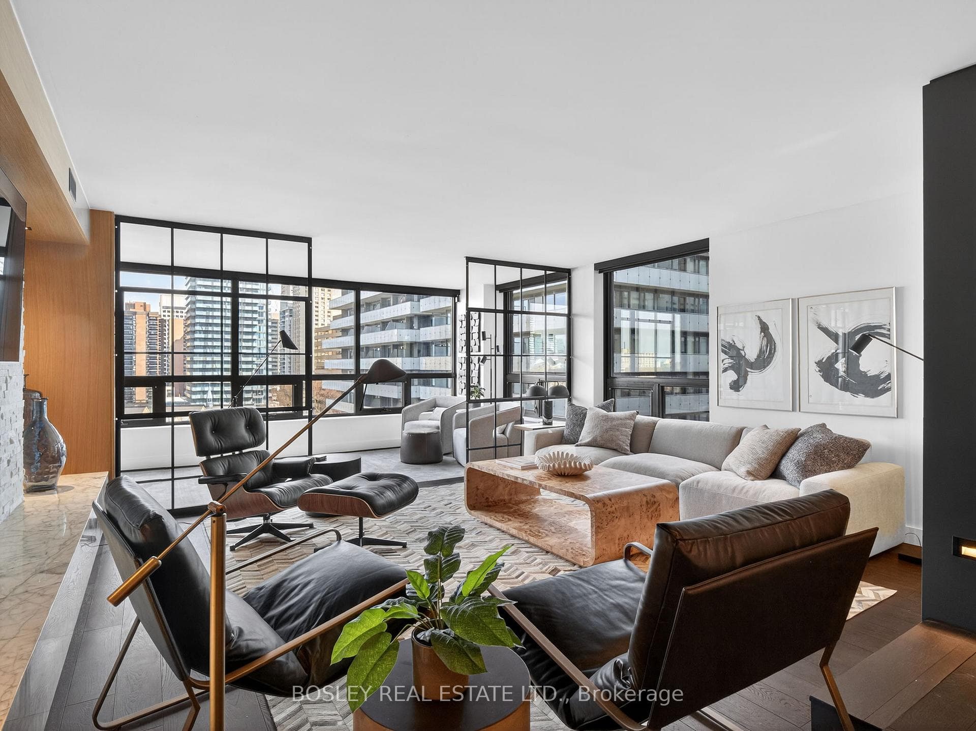 62 Wellesley Street Unit 1402, Downtown Toronto / Waterfront, ON M5S 2X3 - Photo 1