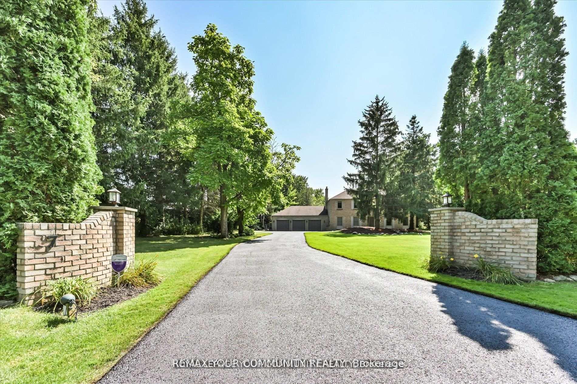 7 Skyview Lane, Aurora, ON L4G 6W5 - Photo 1