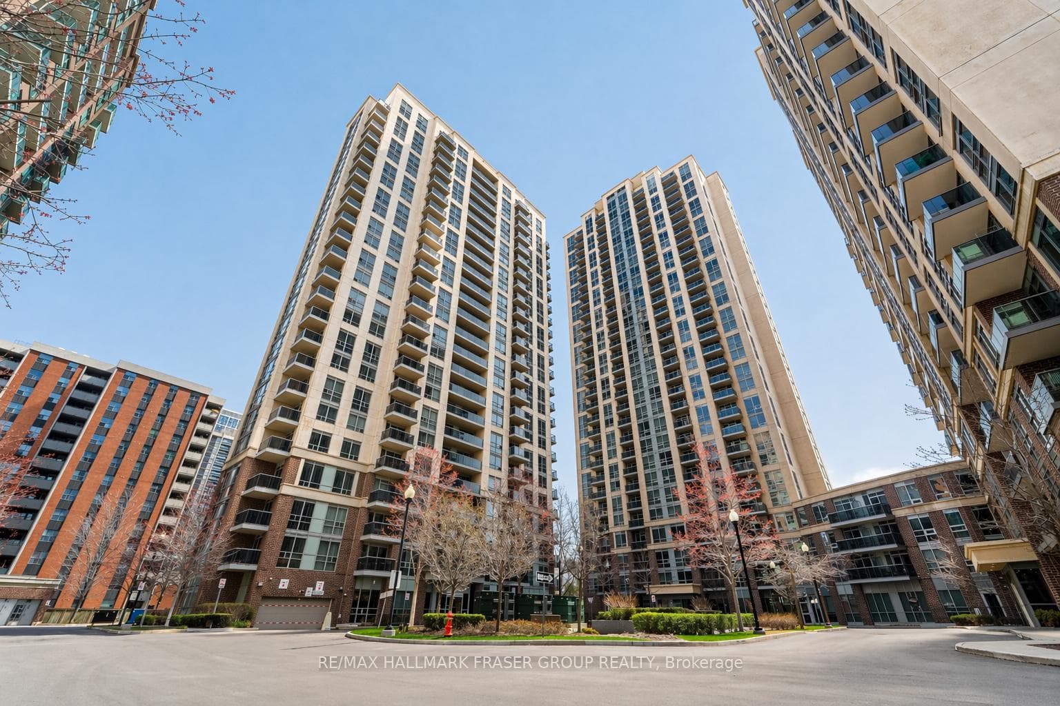 5 Michael Power Place Unit 905, Etobicoke (Islington / Rexdale), ON M9A 0A3 - Photo 1