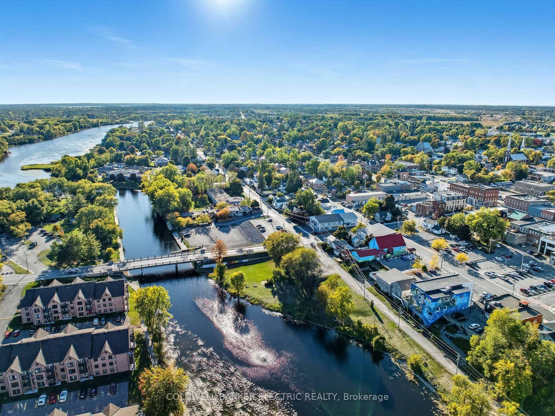 59 Centre Street, Greater Napanee