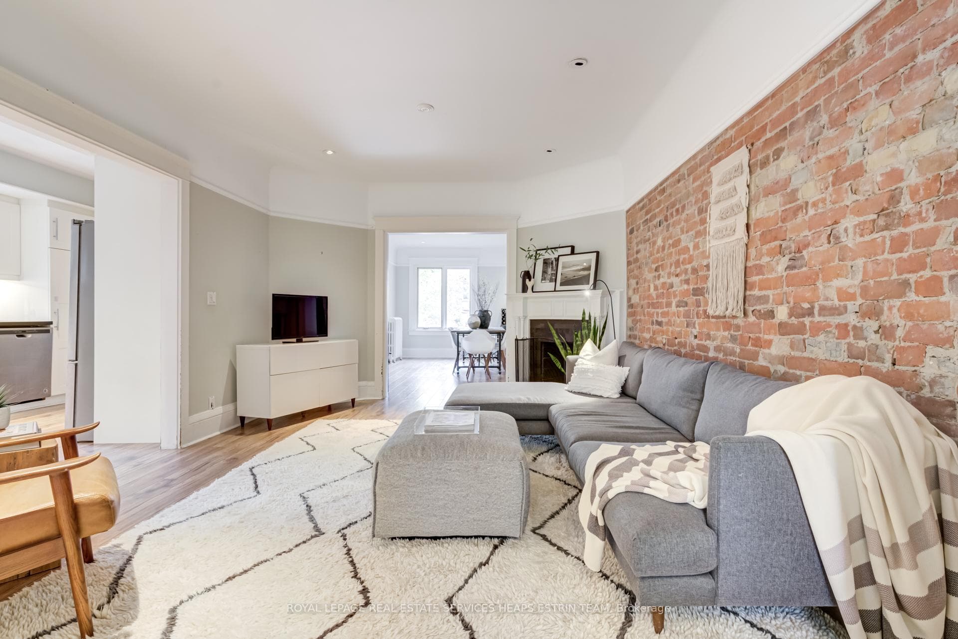 127 Farnham Avenue, Annex / Yorkville / Summerhill, ON M4V 1H7 - Photo 1