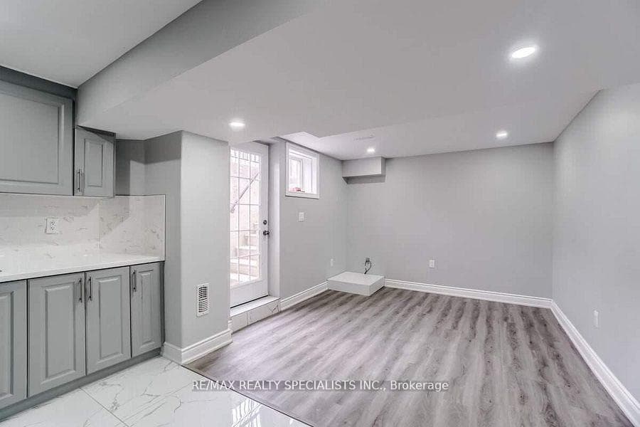 34 St. George's Place Unit Bsmt, Brampton, ON L6X 4A3 - Photo 1