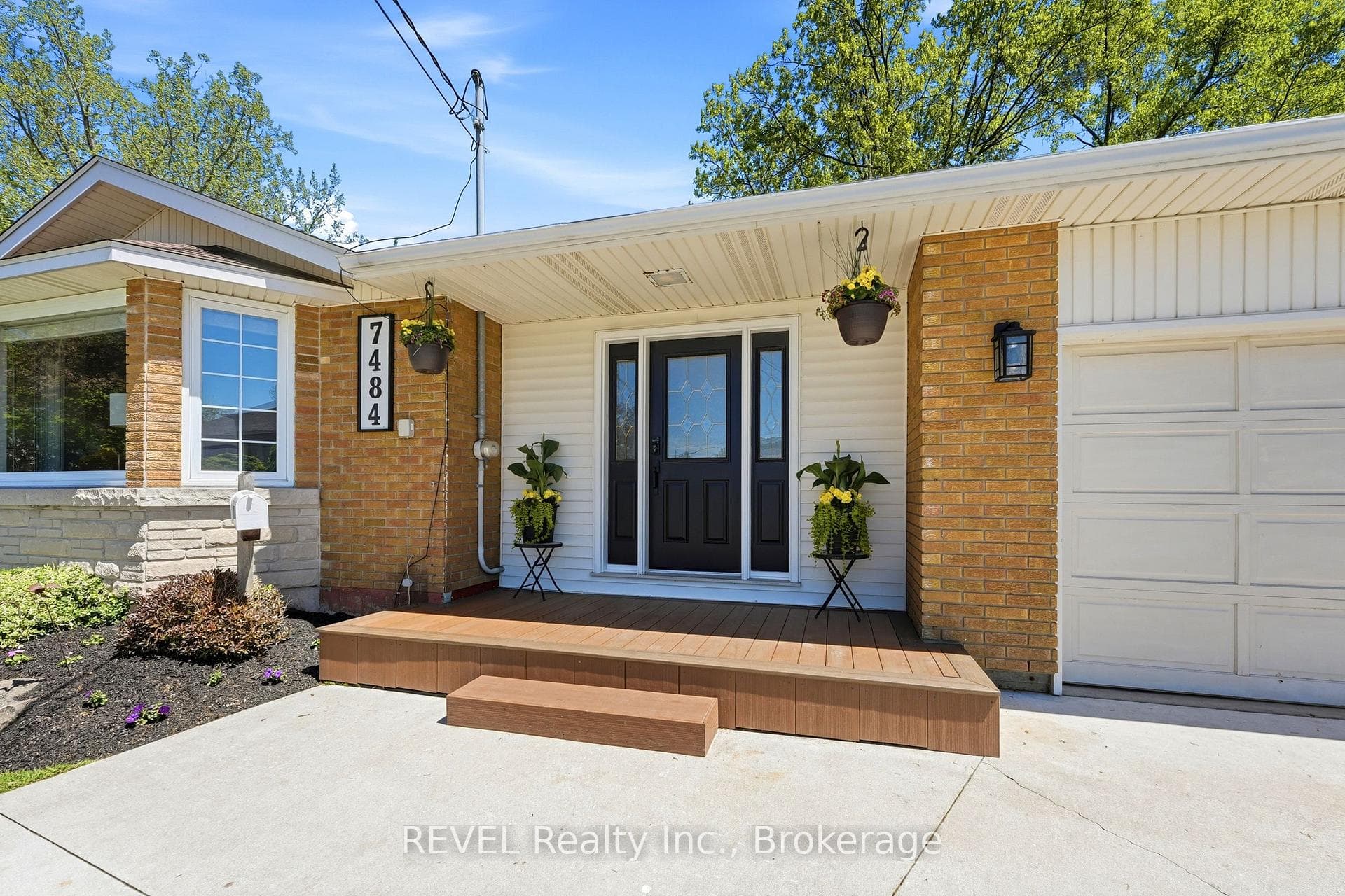 7484 Merritt Avenue, Niagara Falls
