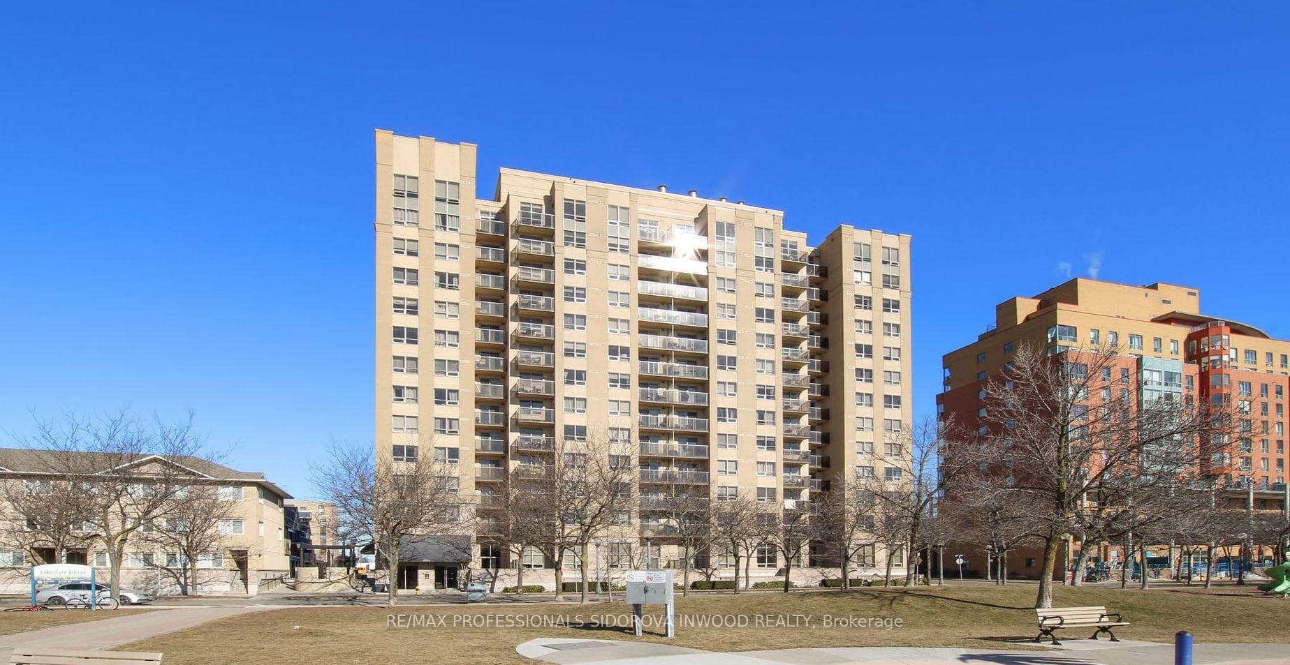 4 Elsinore Path Unit 106, Liberty Village / Parkdale / South Parkdale, ON M8V 4G7 - Photo 1