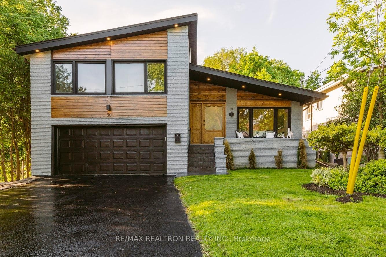 90 Garthdale Court, North York (Bathurst Manor / Clanton Park), ON M3H 5P9 - Photo 1