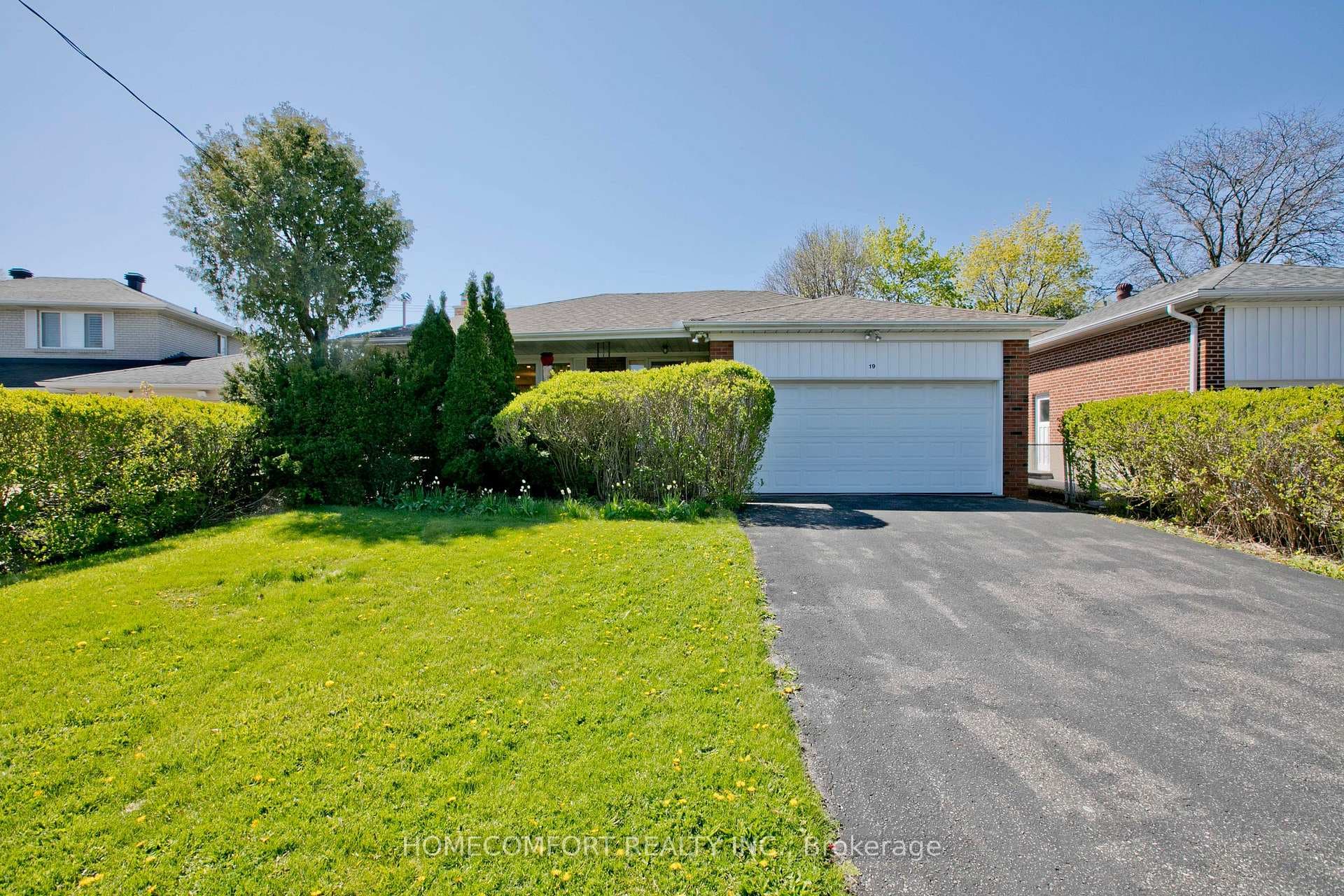 19 Oldborough Circle, Toronto C15