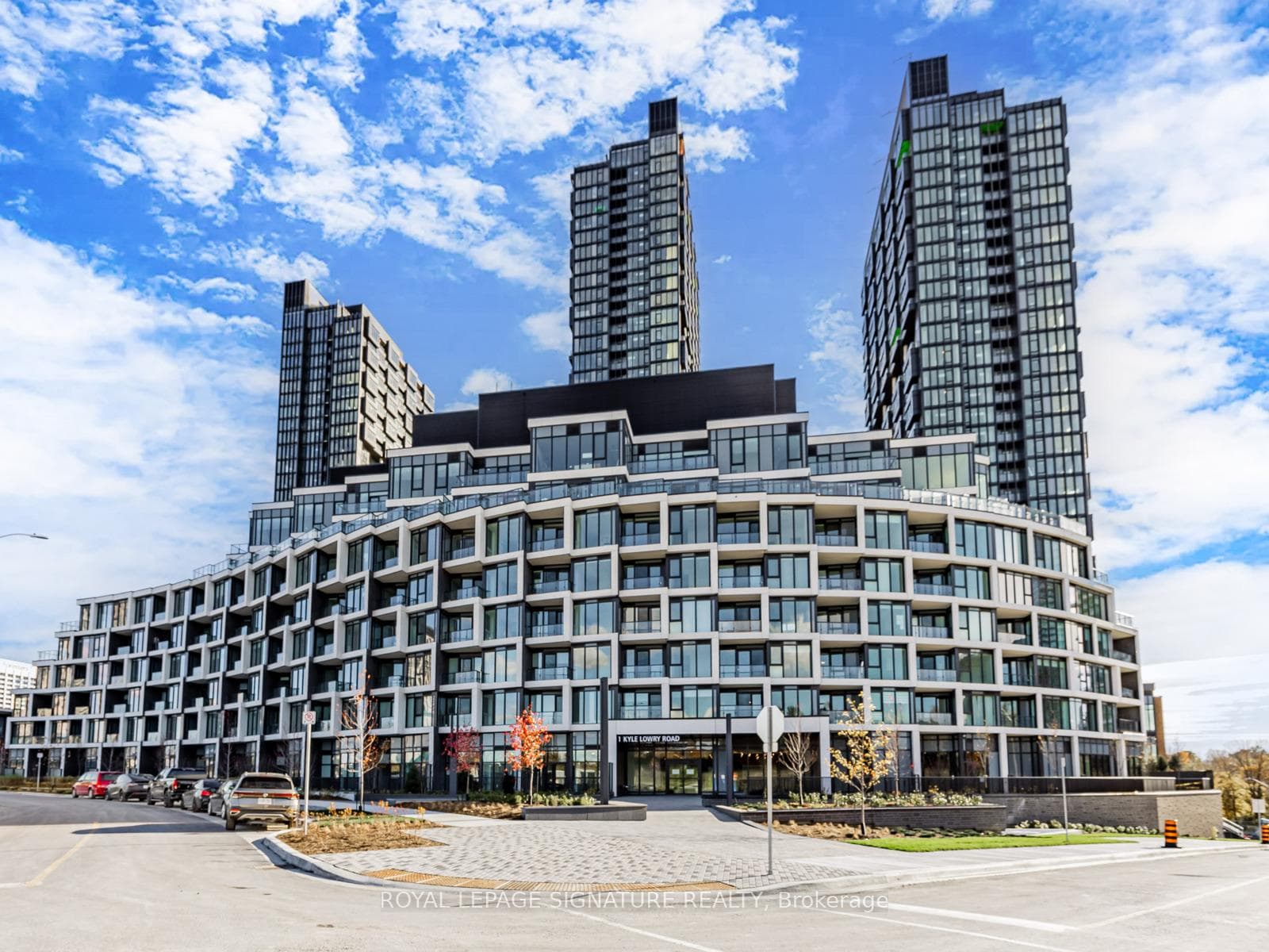 1 Kyle Lowry Road Unit 105, Don Mills / Parkwoods / Victoria Village, ON M3C 1V4 - Photo 1