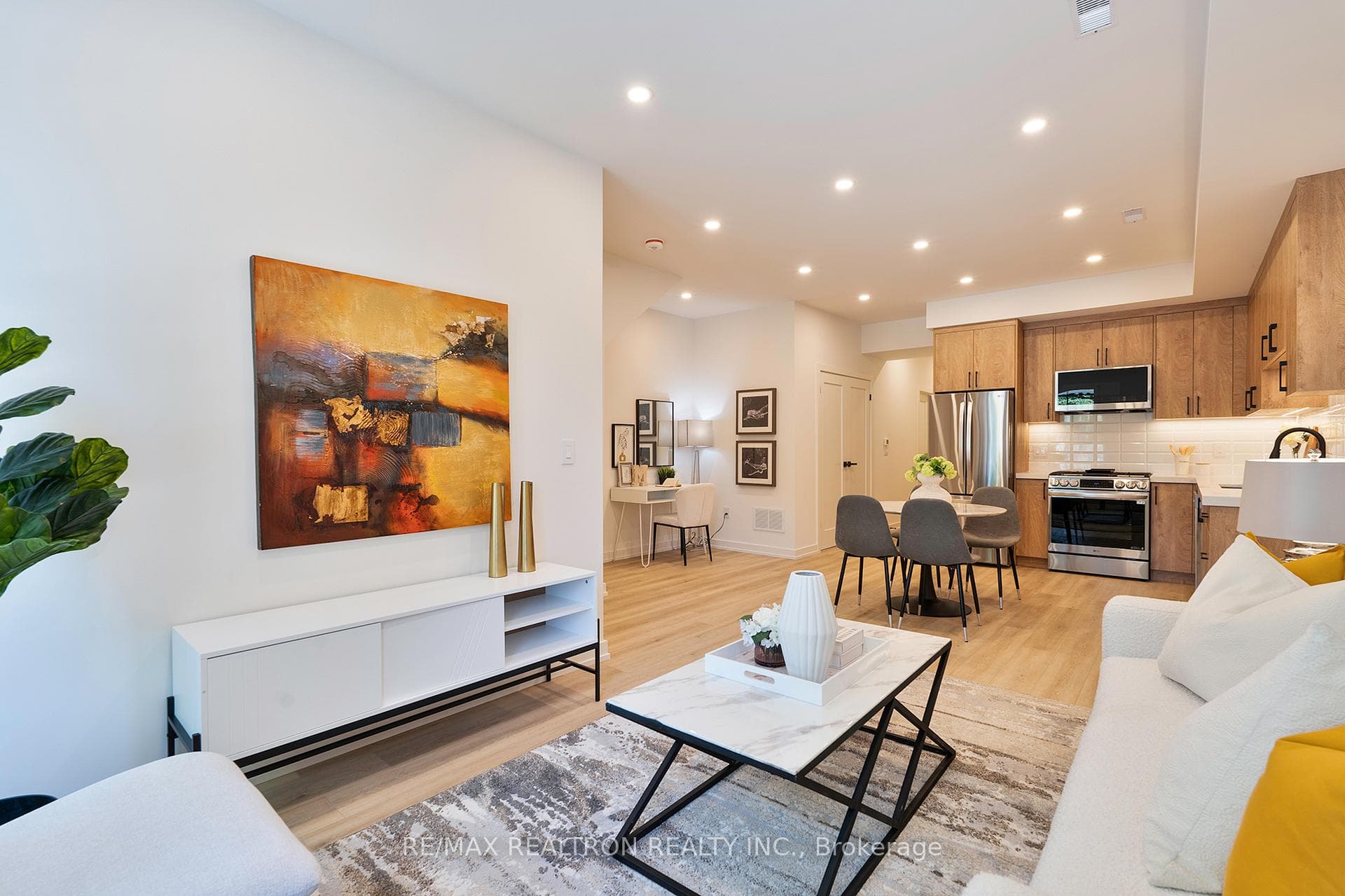 53 alameda Avenue Unit Main, Forest Hill / Deer Park, ON M6C 3W3 - Photo 1